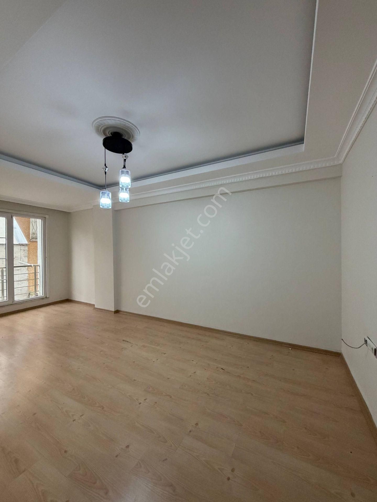 Esenyurt Mehterçeşme Mahallesi 2+1 Kiralık Boş Daire 1.kat Arka Cephe Metrobüse Yürüme Mesafesinde - Görsel 6