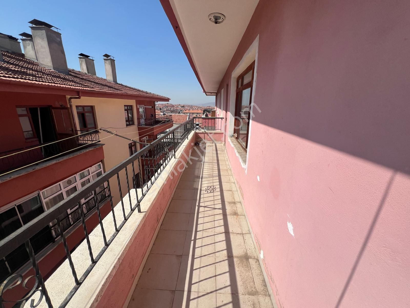 Ufuktepede Yapılı Katta Masrafsız Kiralık - Görsel 27