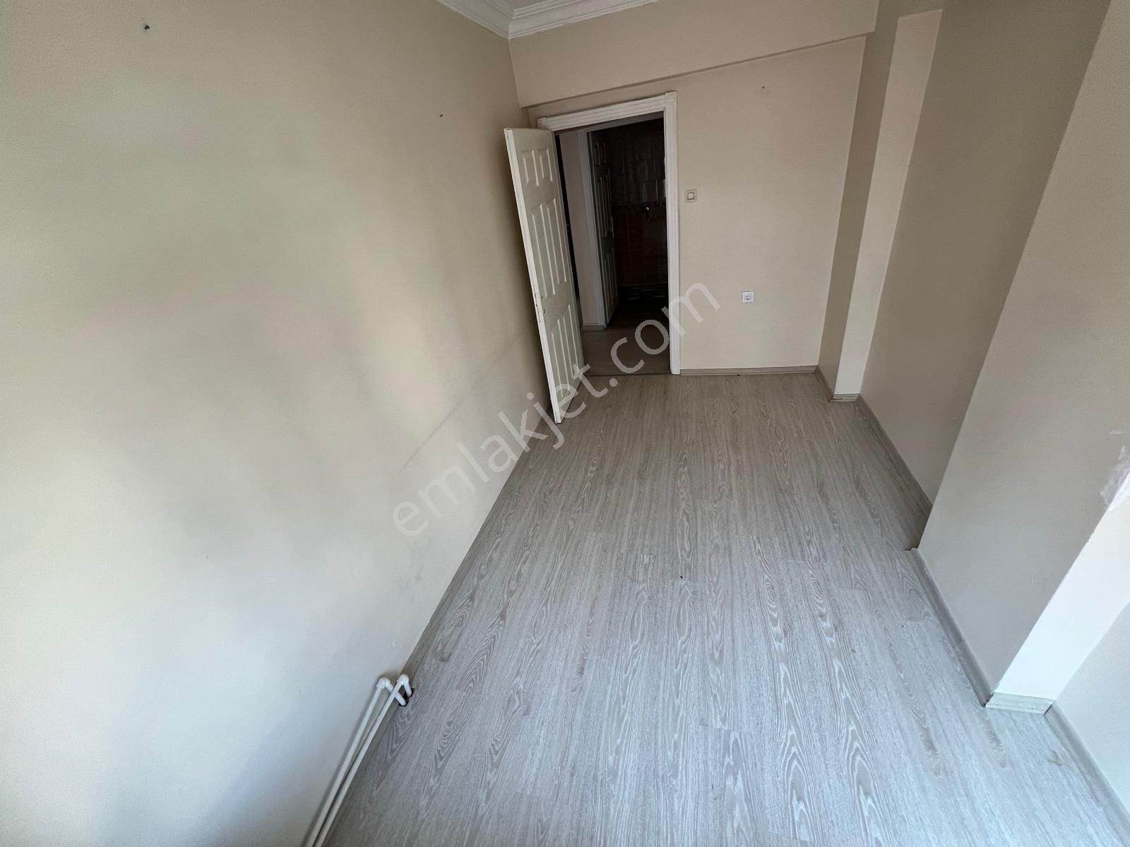 Ufuktepede Yapılı Katta Masrafsız Kiralık - Görsel 9