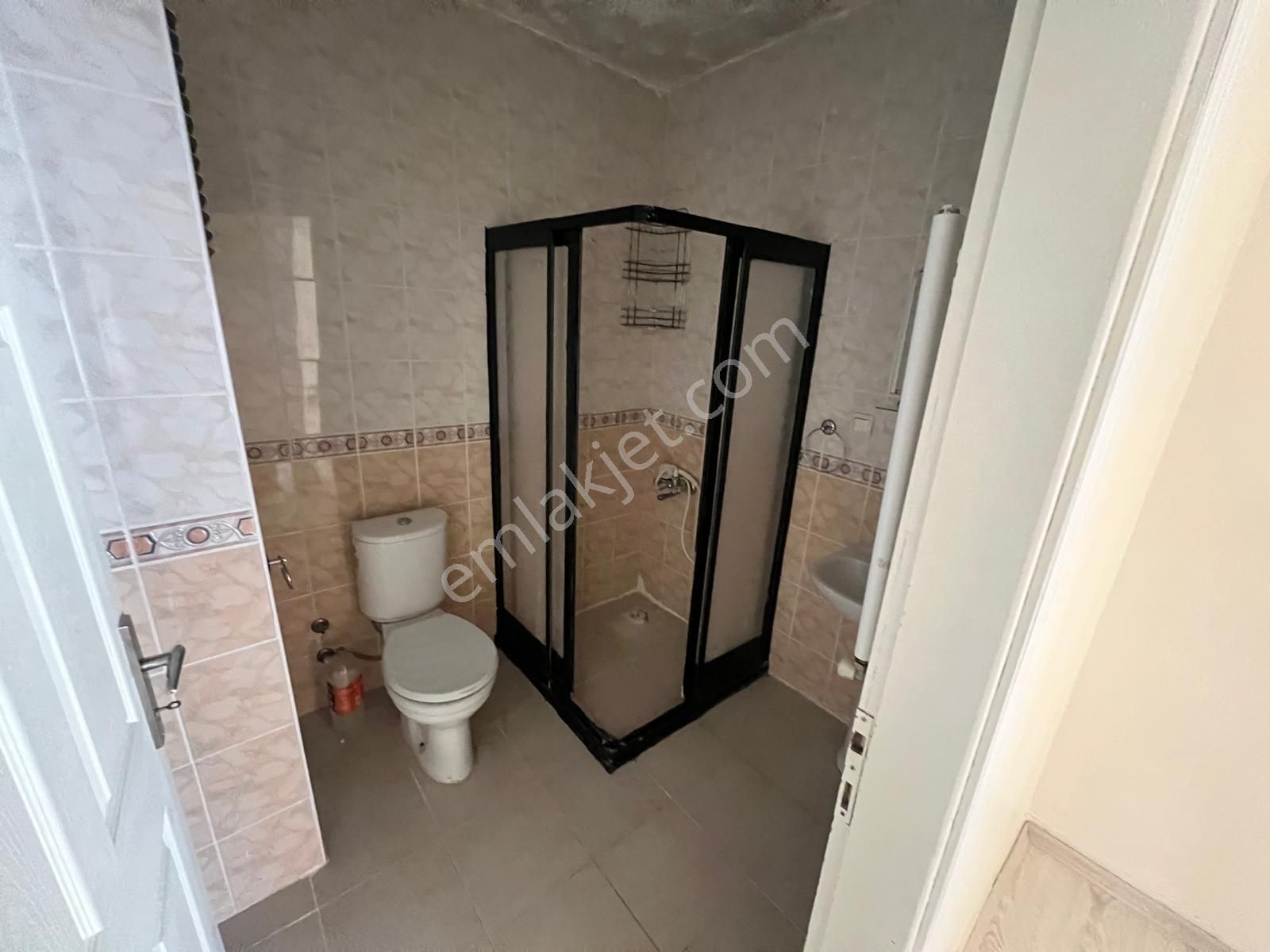 Ufuktepede Yapılı Katta Masrafsız Kiralık - Görsel 17