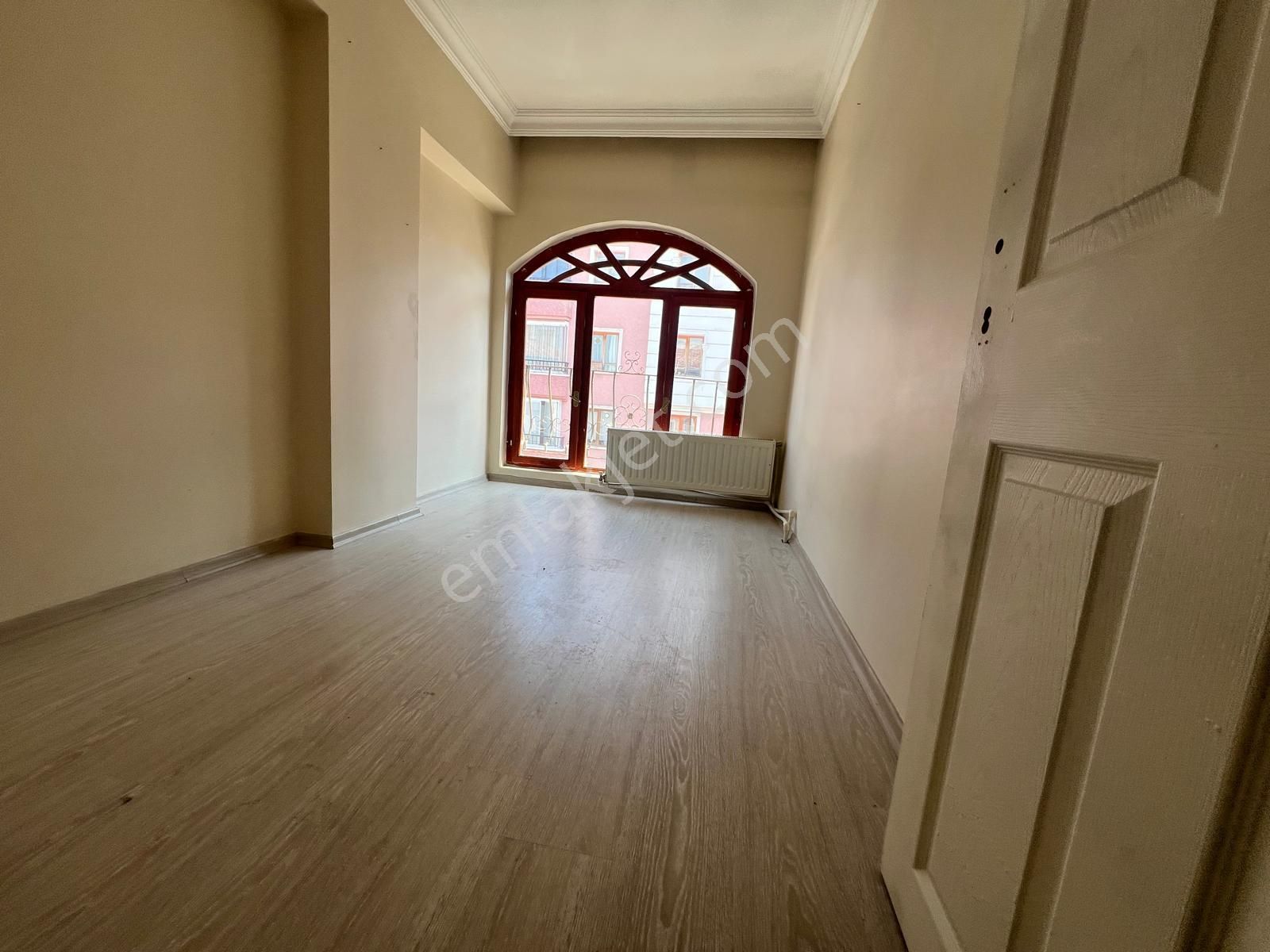 Ufuktepede Yapılı Katta Masrafsız Kiralık - Görsel 5