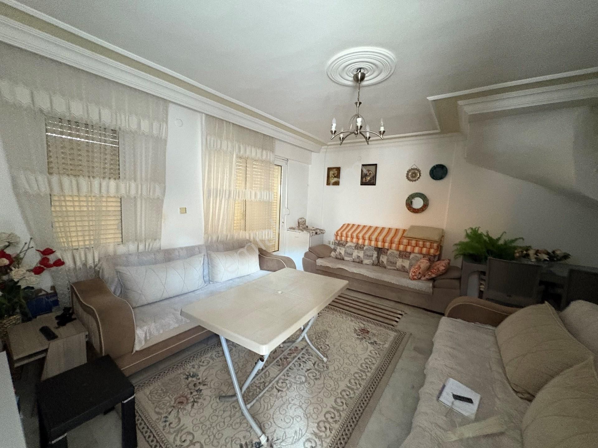 Kuşada’sında Ortak Havuzlu Sitede Tripleks 5+1 Villa - Görsel 23