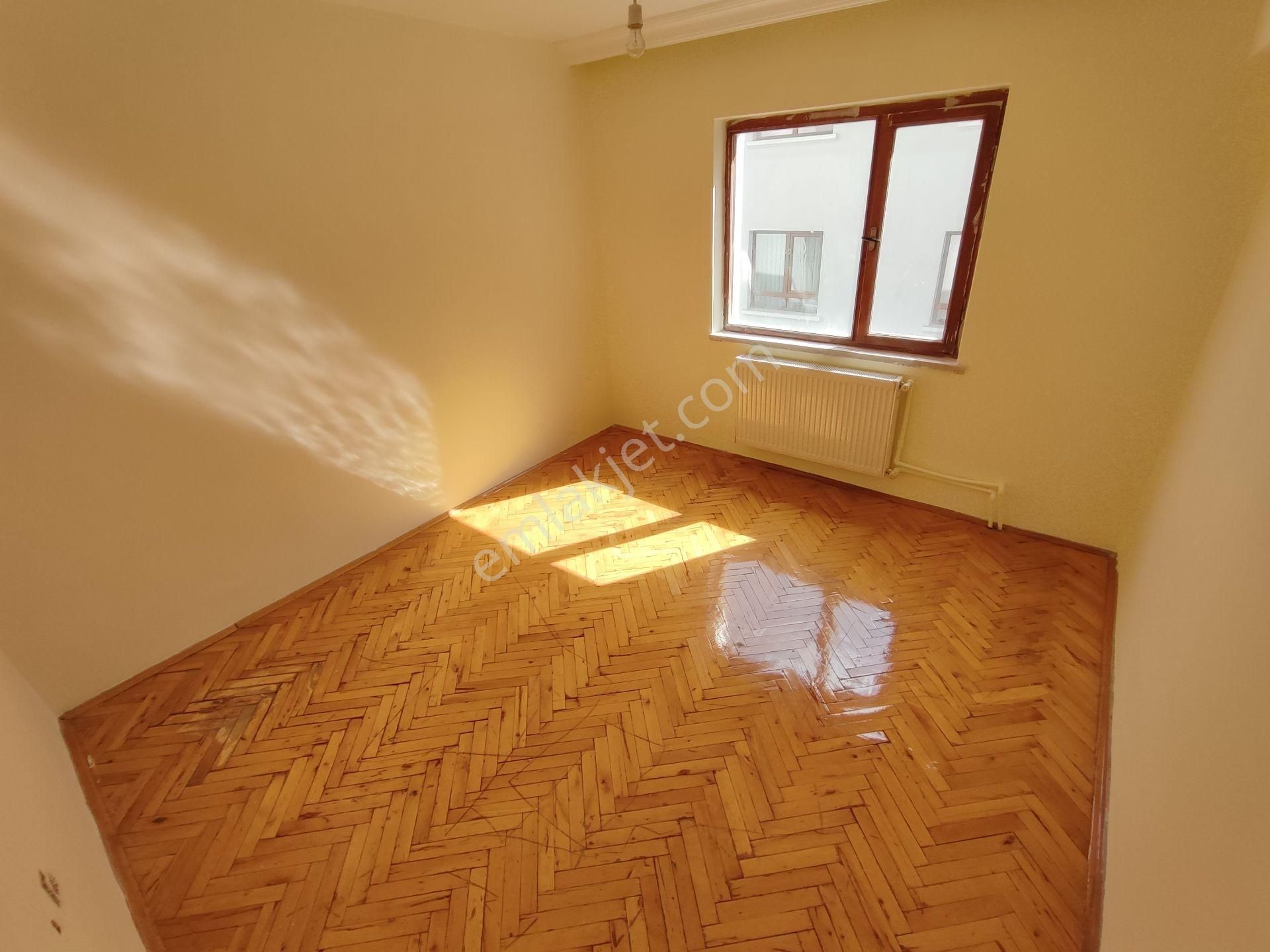 Aşıkpaşa Cadde Üzerinde 1. Kat 3+1 Bağımsız Lüx Daire Tuğrul Emlak'tan - Görsel 8