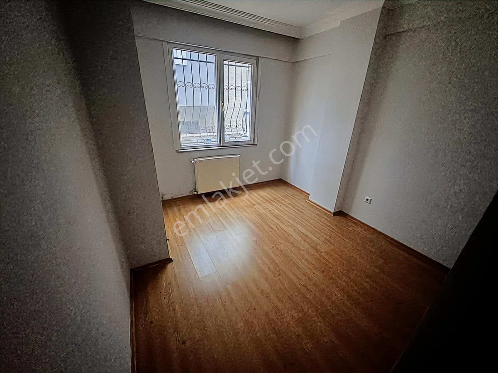 Kaynarca'da E5'e Yürüme Mesafesi Arakat Ferah Balkonlu 2+1 Daire - Görsel 28