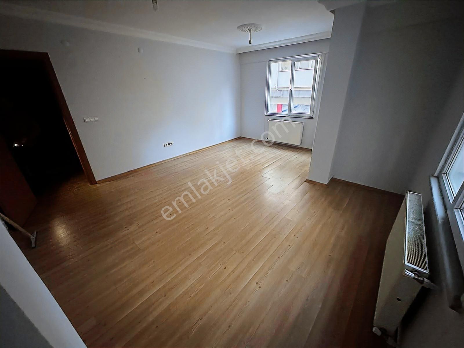 Kaynarca'da E5'e Yürüme Mesafesi Arakat Ferah Balkonlu 2+1 Daire - Görsel 11