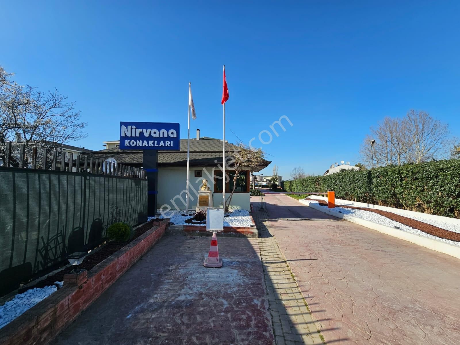 Yalova Remax 'dan Nirvana Konakları'nda Satılık 2+1 Daire - Görsel 23