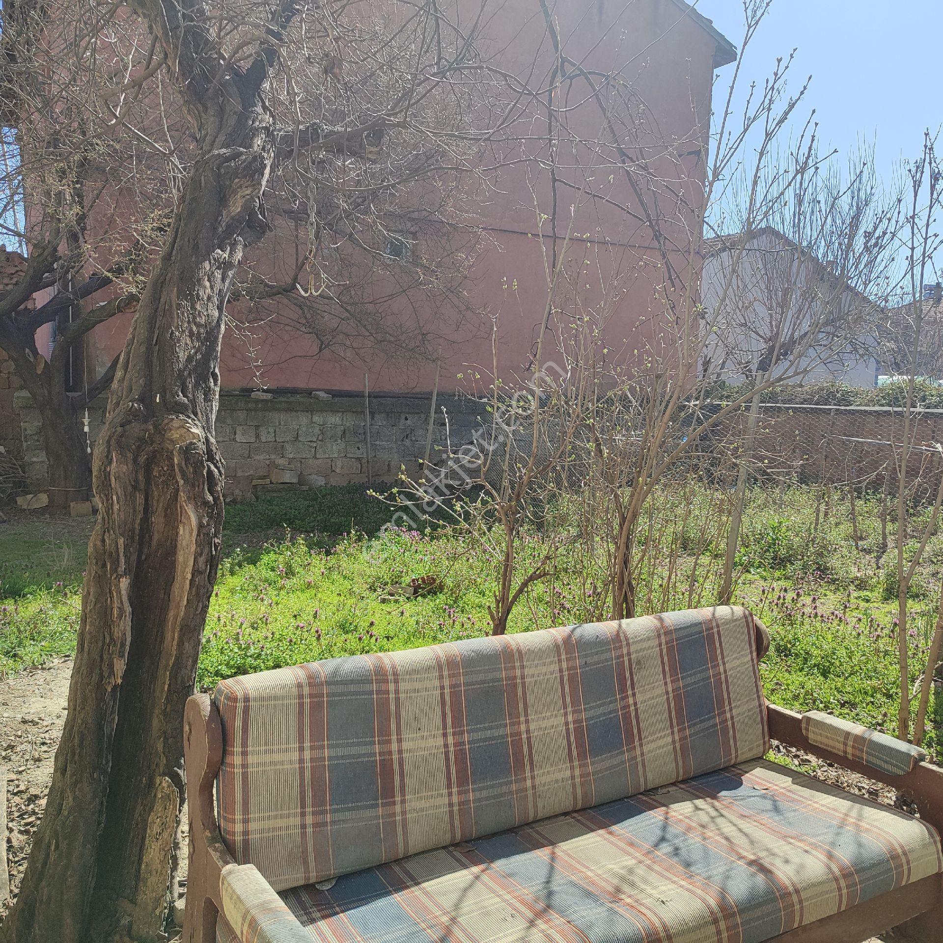 Pekgöz Emlak Satılık İki Kat Ve Bir Teraslı Doğalgazlı Bahçeli Müstakil Nurkavak Mahallesinde Bina - Görsel 3