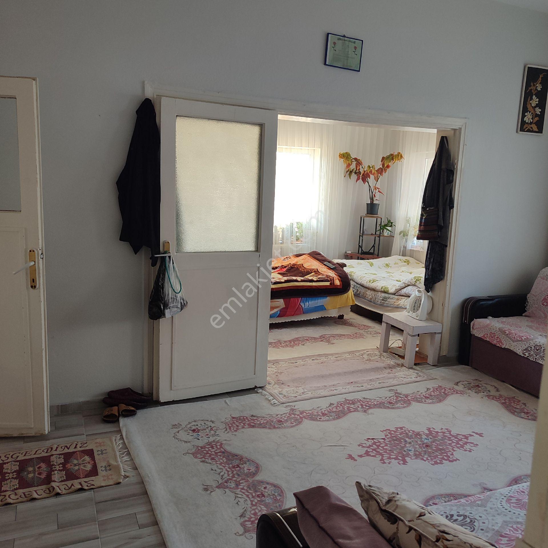 Pekgöz Emlak Satılık İki Kat Ve Bir Teraslı Doğalgazlı Bahçeli Müstakil Nurkavak Mahallesinde Bina - Görsel 12