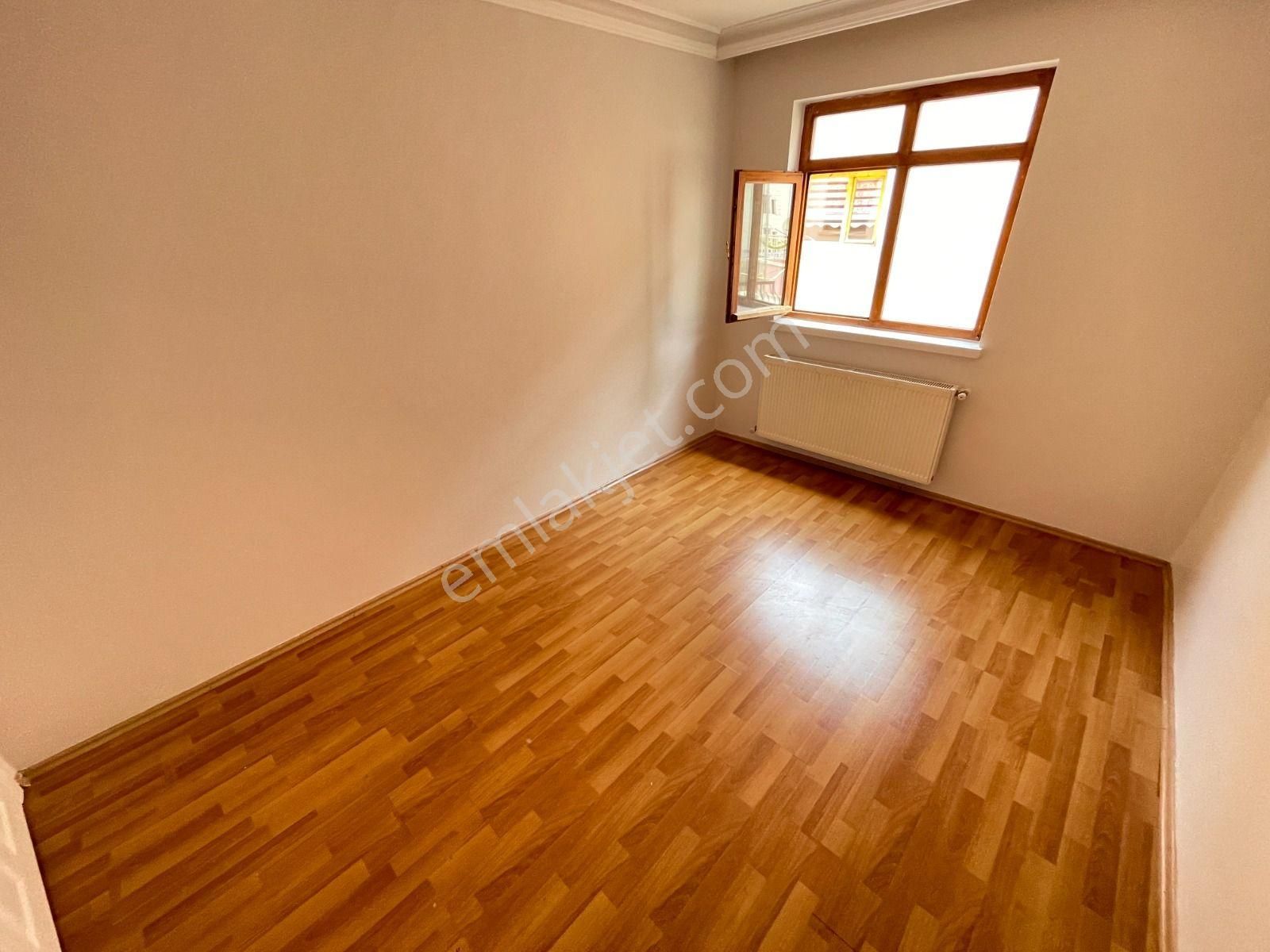 Yayla Mahallesi 1481.cadde Üzeri 2.katta Ön Cephe 3+1 Balkonlu Kiralık Daire - Görsel 12