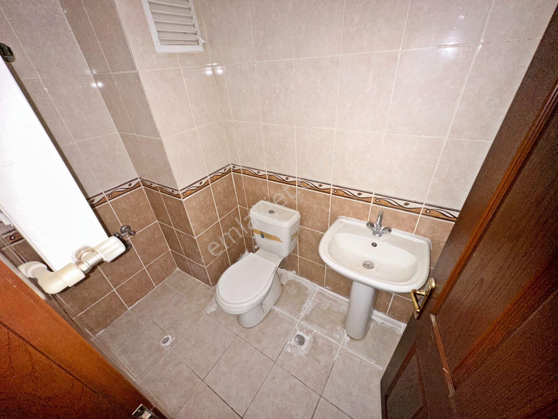 Esertepe Çambaşı Cd. Yanı Ön Cephe E.banyolu 3.5+1 Kilerli Balkonlu 125m² Kiralık Daire - Görsel 30