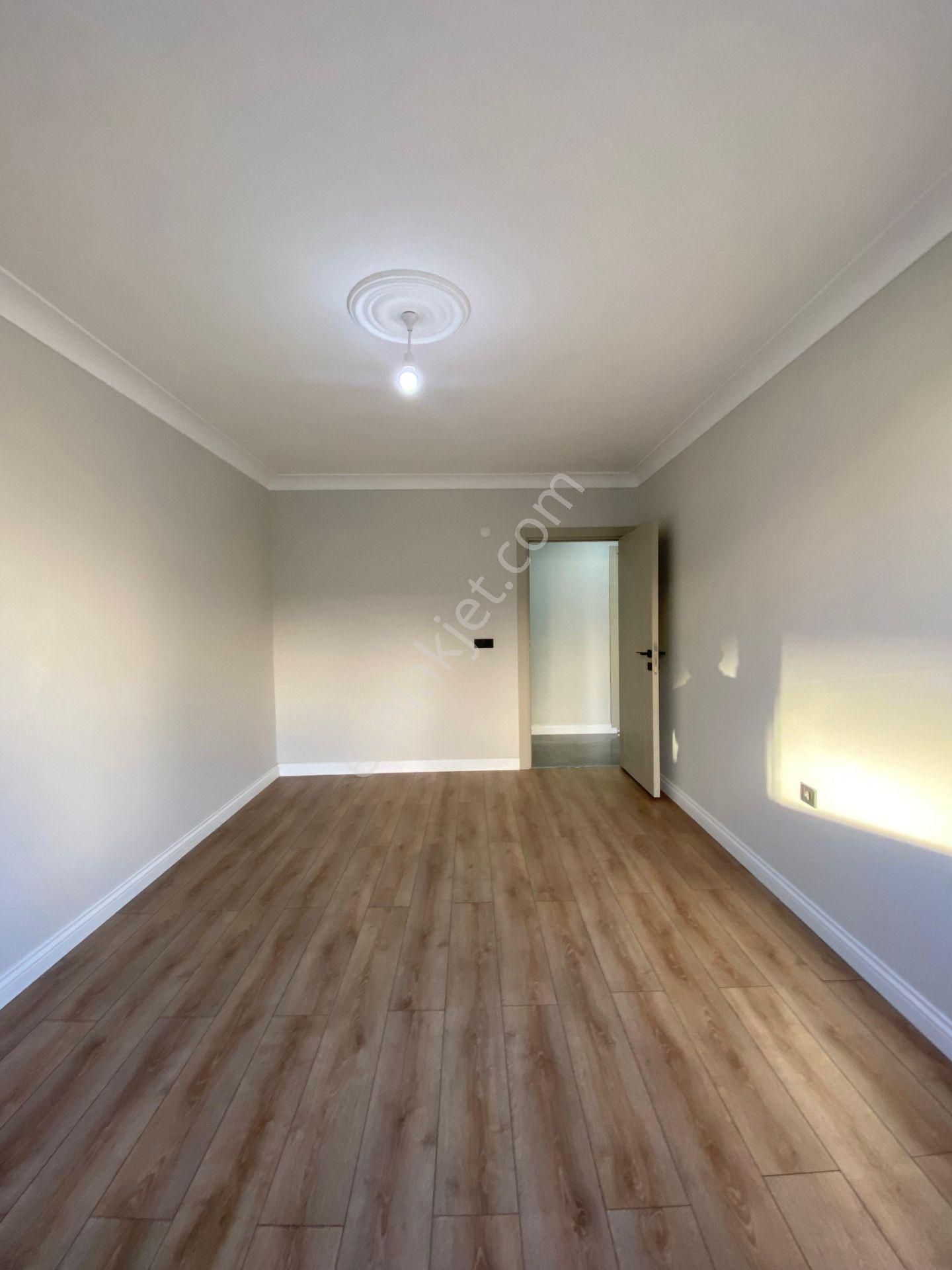 Esenyurt Pınar Mahallesi 2+1 4.kat Kiralık Sıfır Boş Daire Kapalı Otoparklı Asansörlü Merkezi Konum - Görsel 13