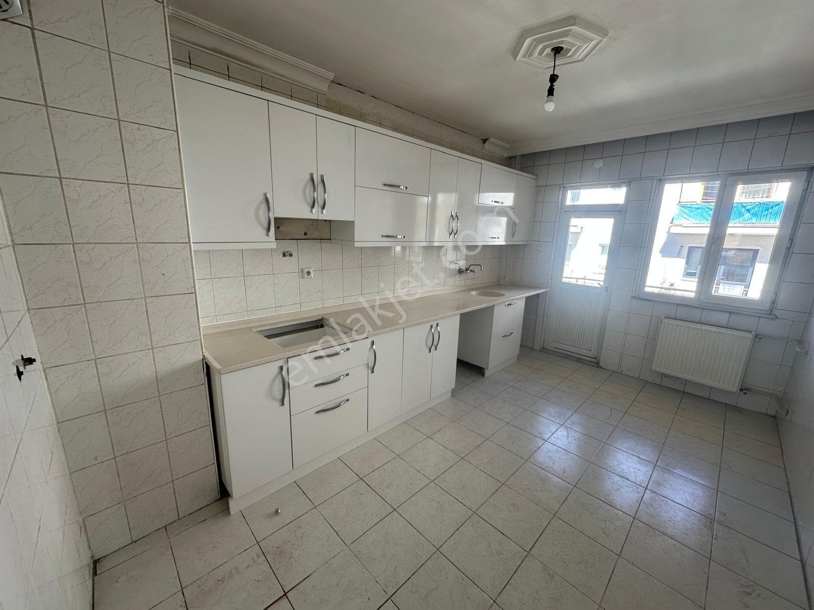 Karahan Emlak'tandevlethst.yanı Satılık Daire*3.kat-130 M²*3+1 - Görsel 24