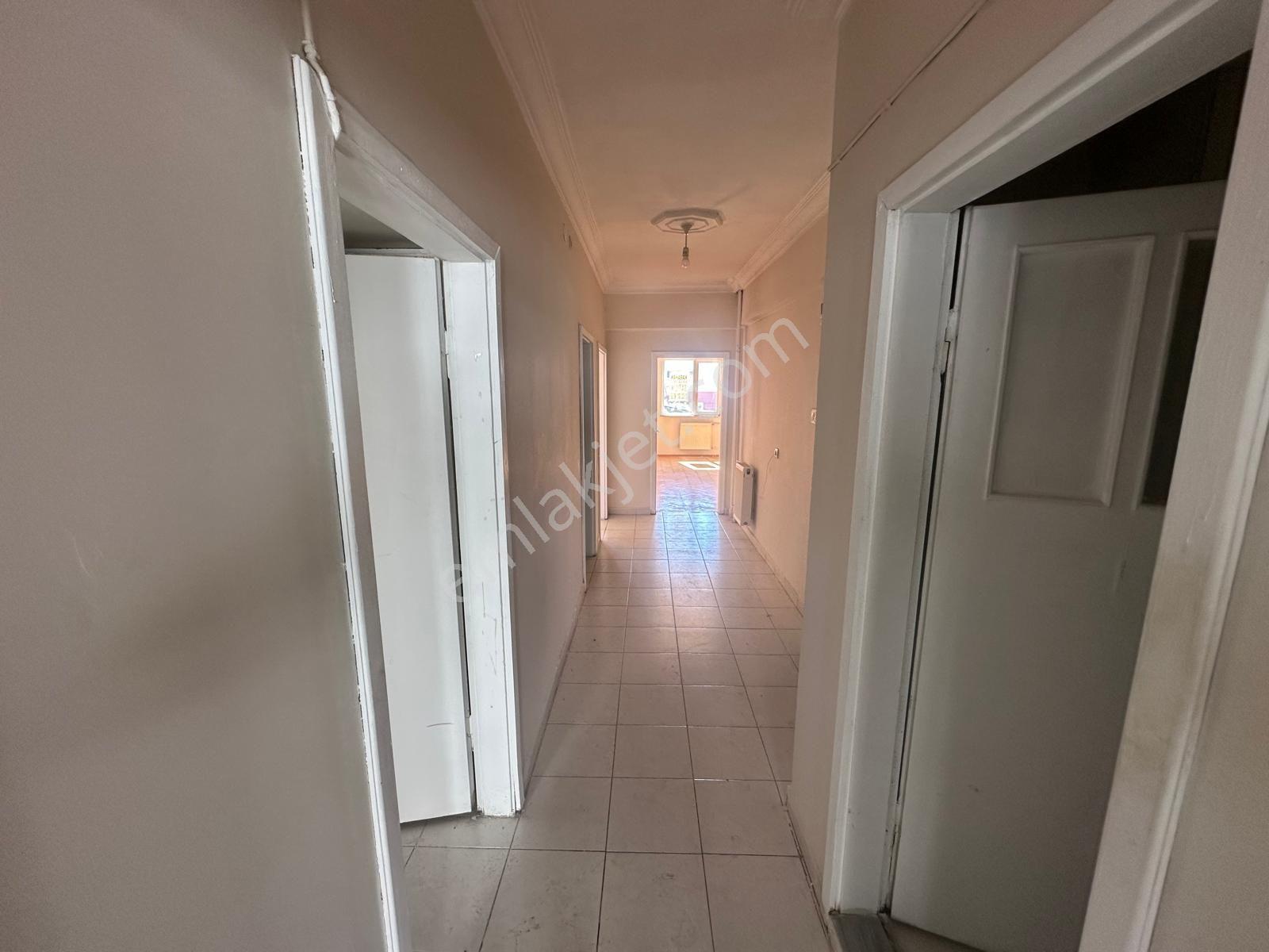 Karahan Emlak'tandevlethst.yanı Satılık Daire*3.kat-130 M²*3+1 - Görsel 15