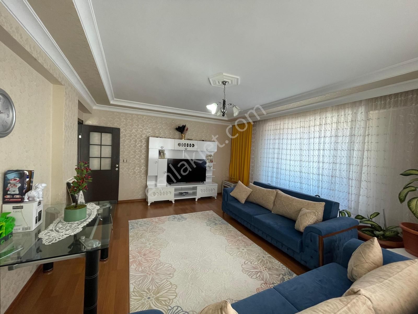 Göletli Park Yanında, Ferah Ve Merkezi Konumda Satılık Daire - Görsel 4