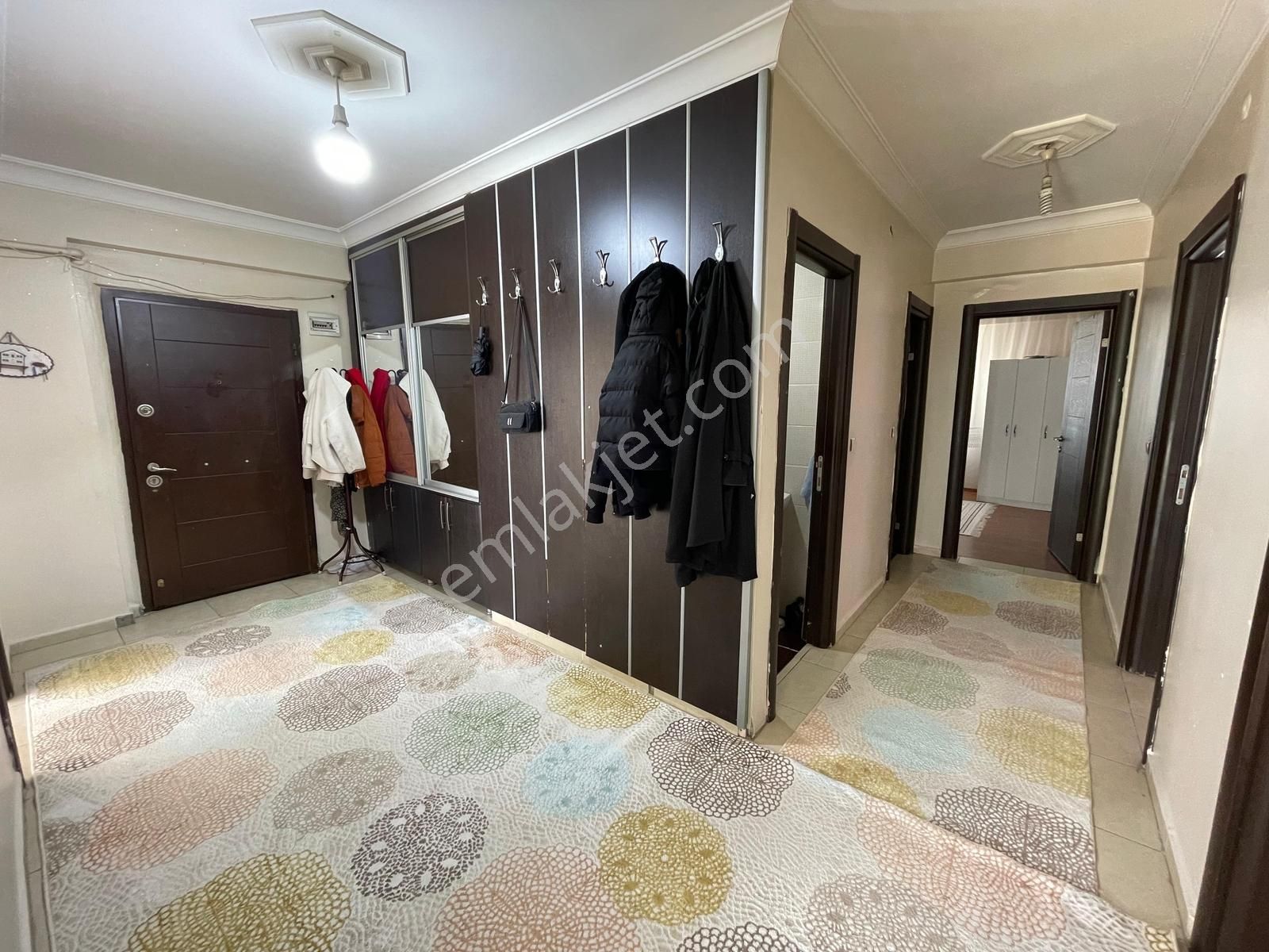 Göletli Park Yanında, Ferah Ve Merkezi Konumda Satılık Daire - Görsel 6