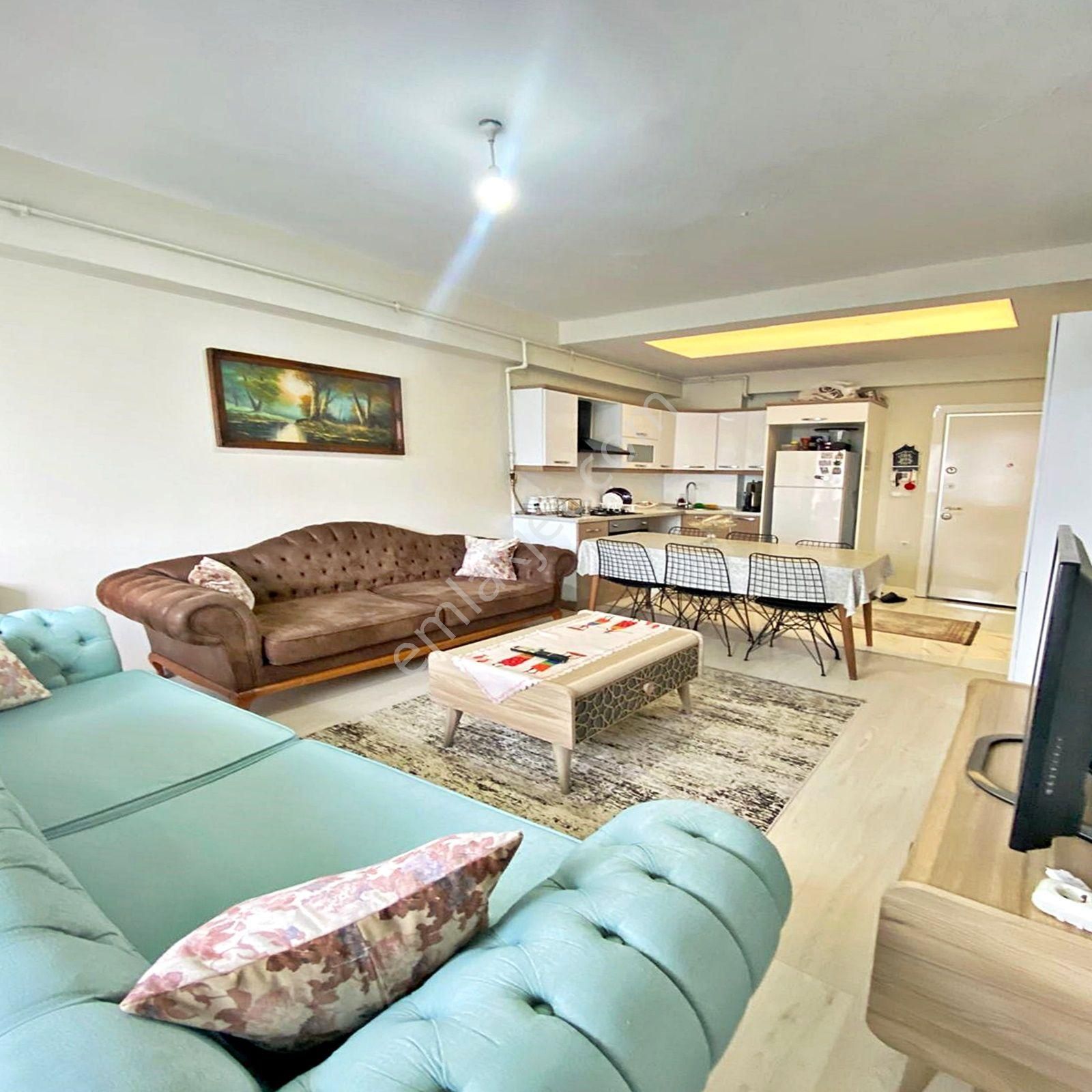 Referans Marmara Sitesinde Satılık 1+1 Balkonlu Ara Kat Daire