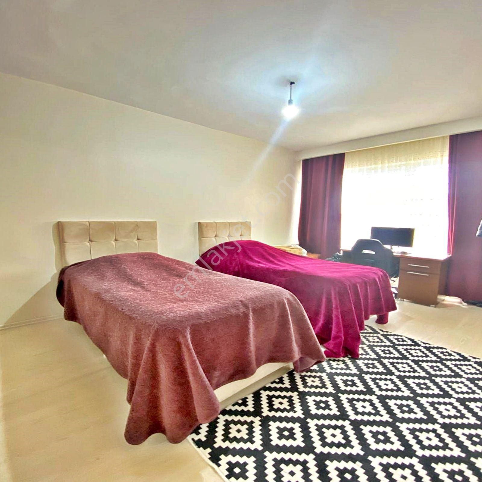 Referans Marmara Sitesinde Satılık 1+1 Balkonlu Ara Kat Daire - Görsel 6