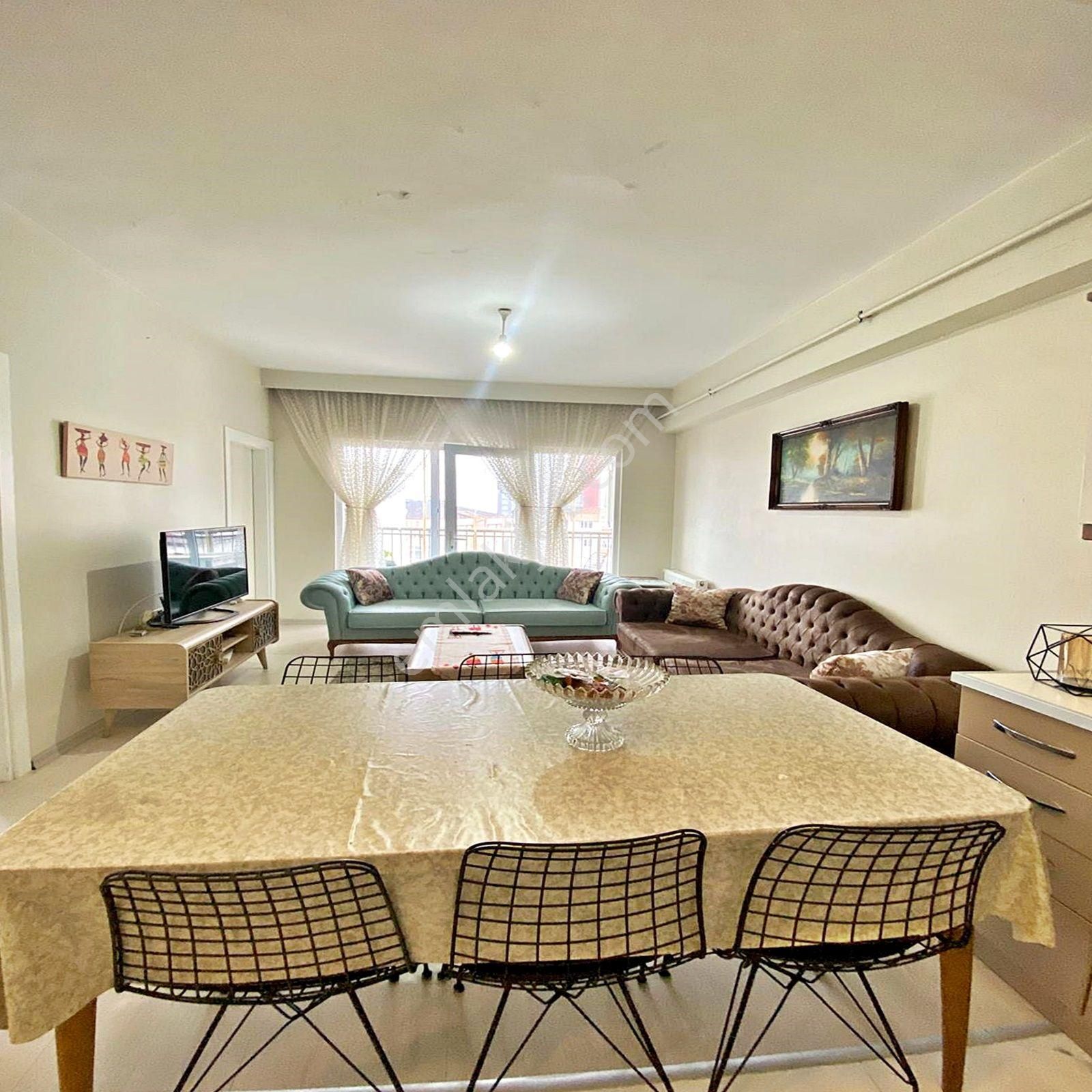 Referans Marmara Sitesinde Satılık 1+1 Balkonlu Ara Kat Daire - Görsel 2