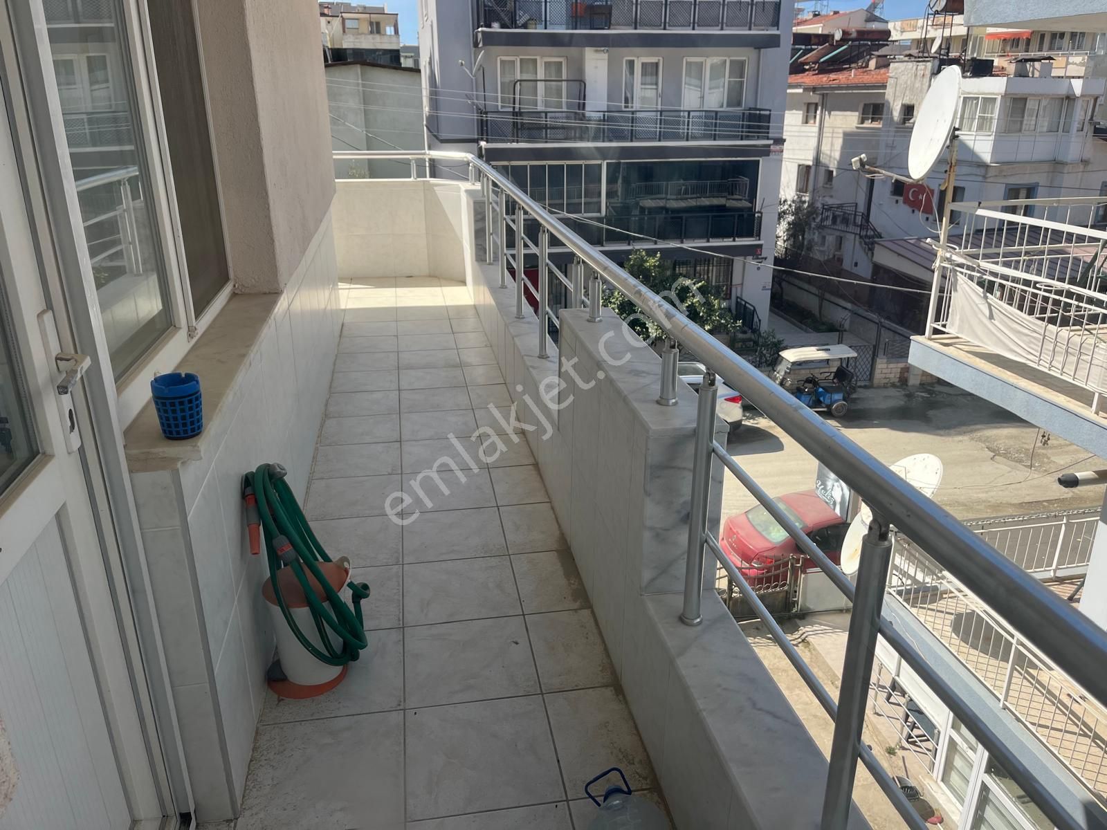 Akçay Merkezde Ara Kat 2+1 Ayrı Mutfak Ön Cephe* Kaçmaz* - Görsel 3