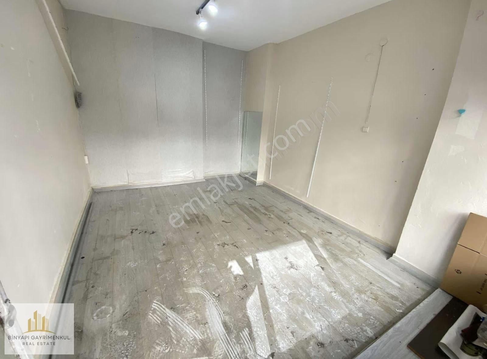 Çamlık Caddesinde Düz Giriş 25 M2 Kentseli Olmayan Ofis Dükkan - Görsel 6