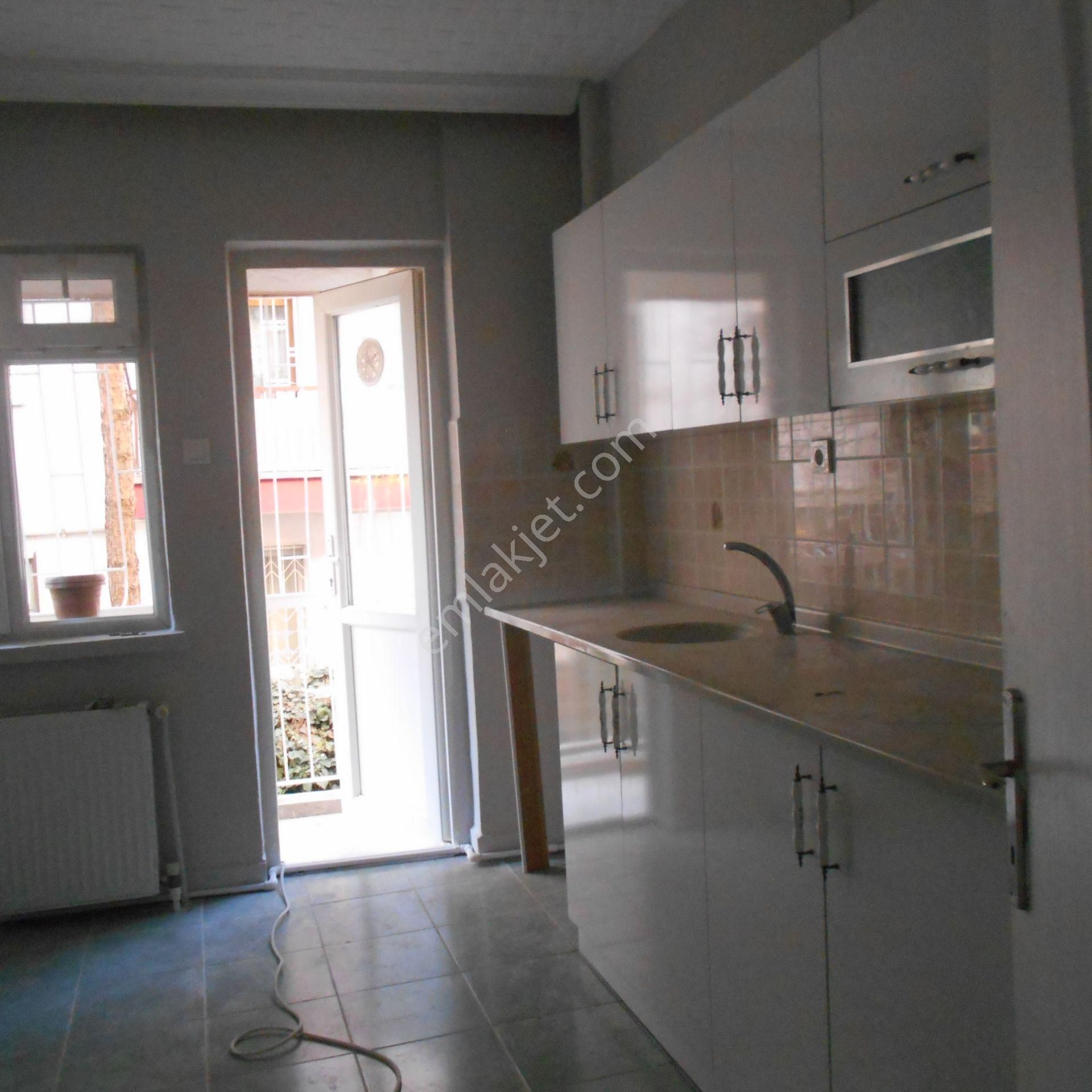 Ankara Çankaya Balgat Oğuzlarda 3+1 Kiralık Dayre - Görsel 13