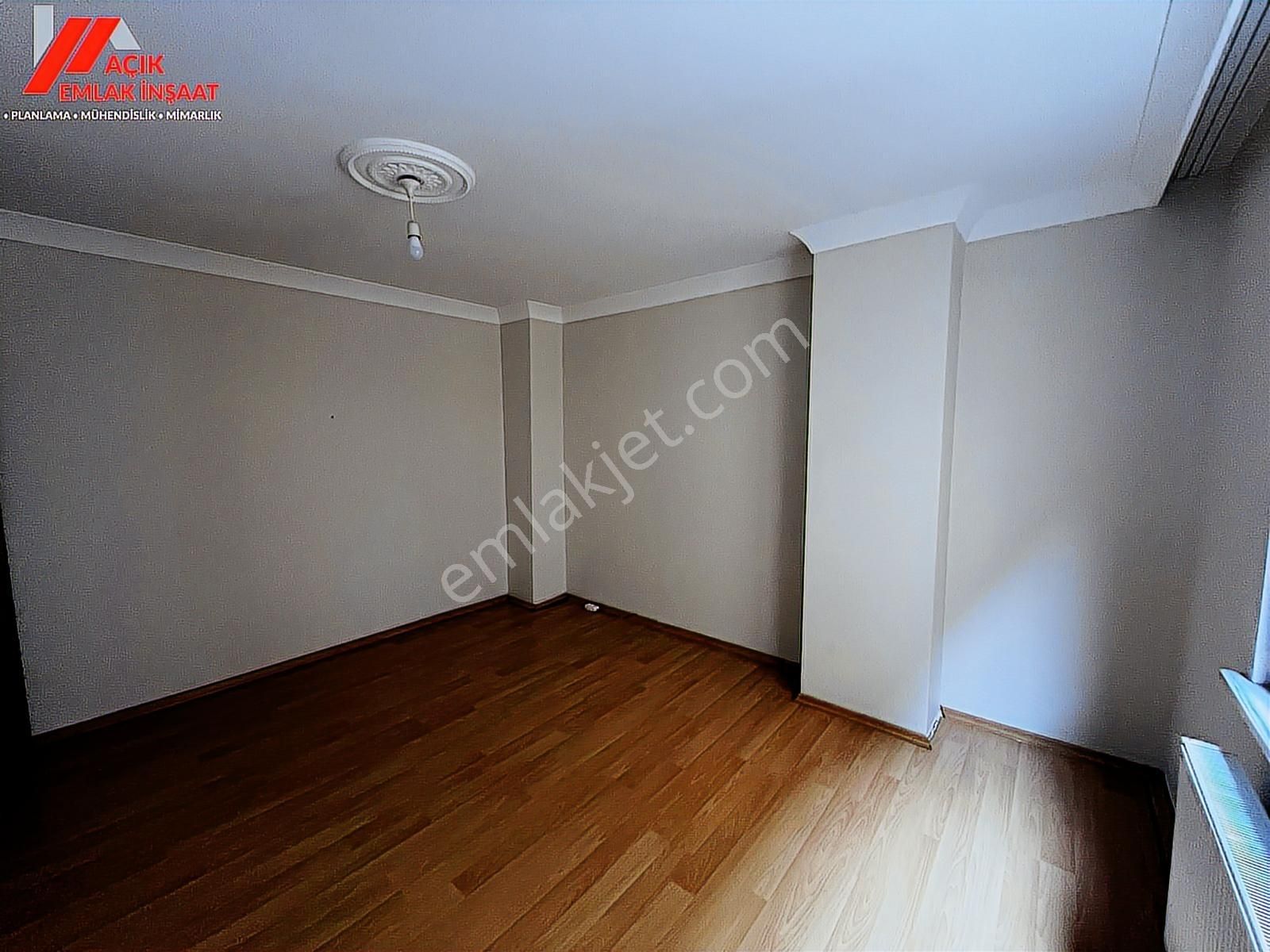 Çekmeköy Merkez Mahallesi Kiralık Arakat 2+1 Daire - Görsel 23