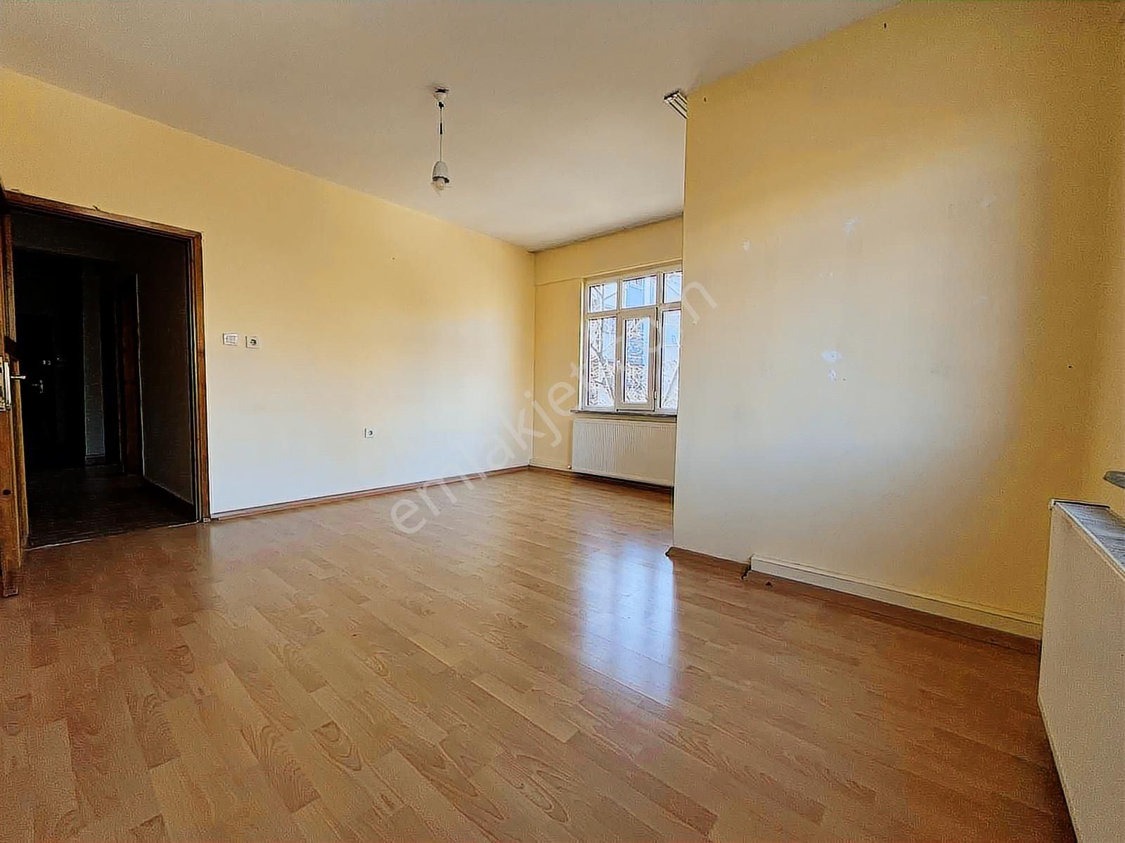 Site Mahallesi Geniş Ve Ferah 2+1arakat Kiralık Daire - Görsel 5