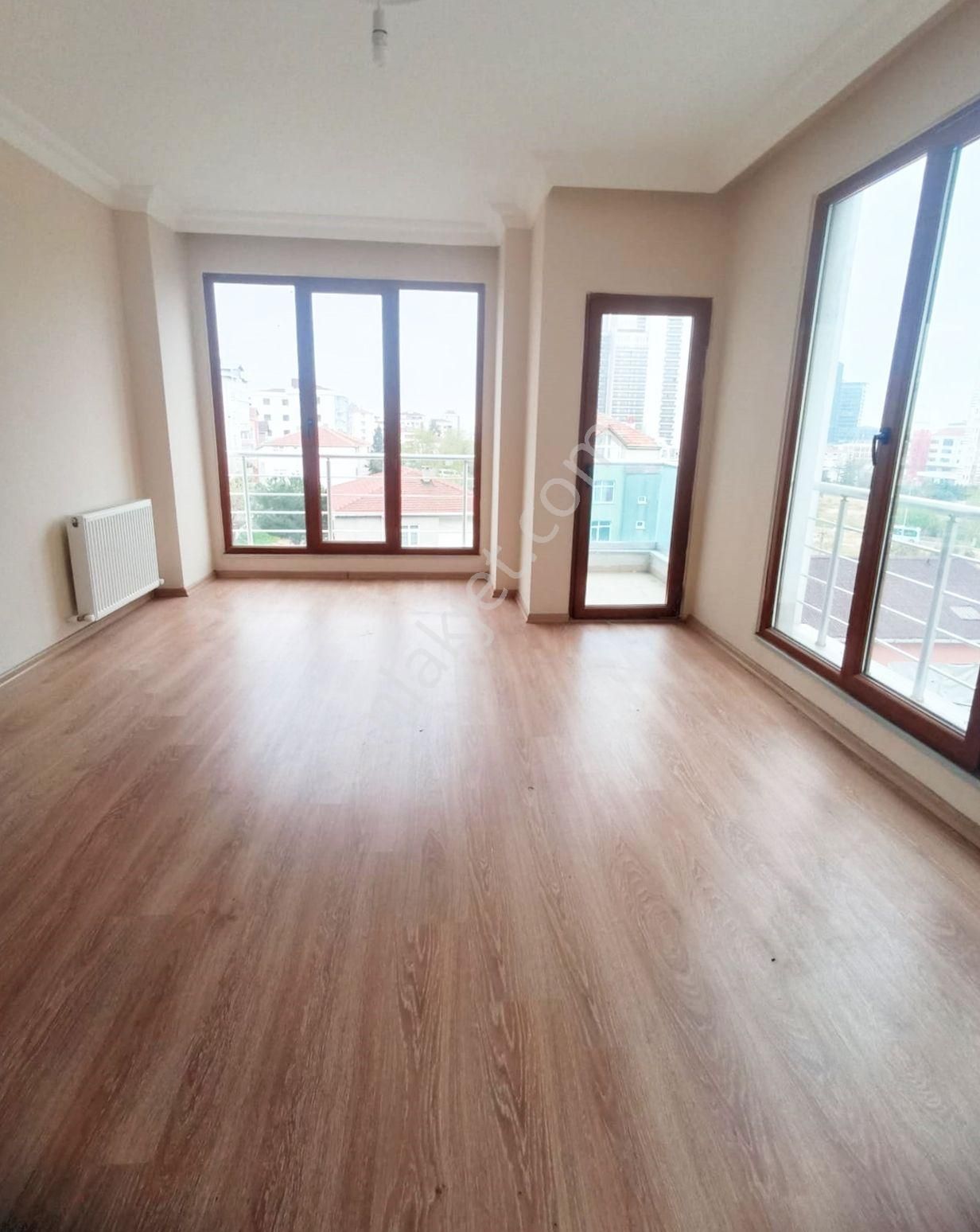 Mertcan Dan Adnan Kahveci Metroya Yürüme Arakat 2+1 Balkonlu Kiralık - Görsel 5