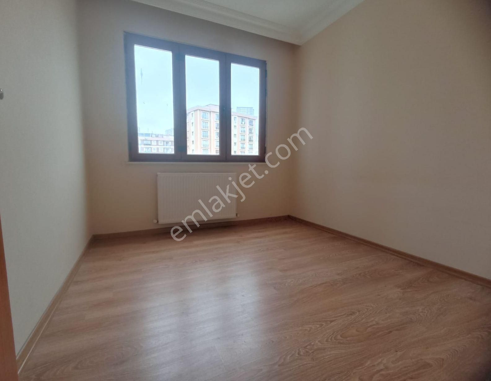 Mertcan Dan Adnan Kahveci Metroya Yürüme Arakat 2+1 Balkonlu Kiralık - Görsel 13