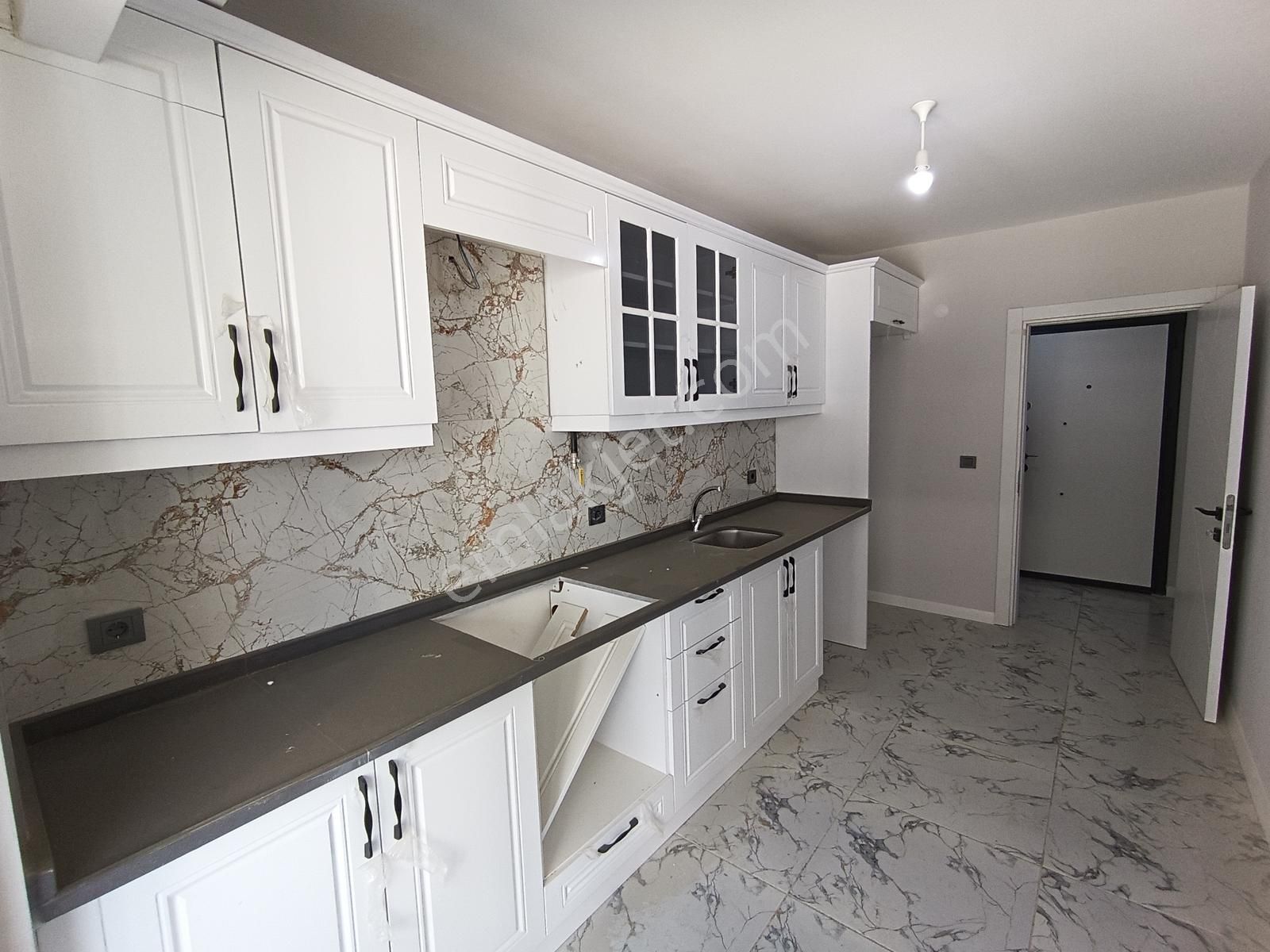 Zafer Mah. Satılık Sıfır Oturuma Hazır 2+1