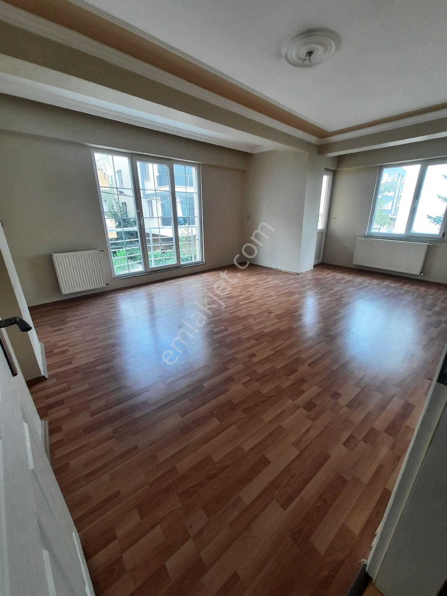 Sahibinden Peugeot Bayisinin Arkasında 2+1 Arakat Fırsat Daire