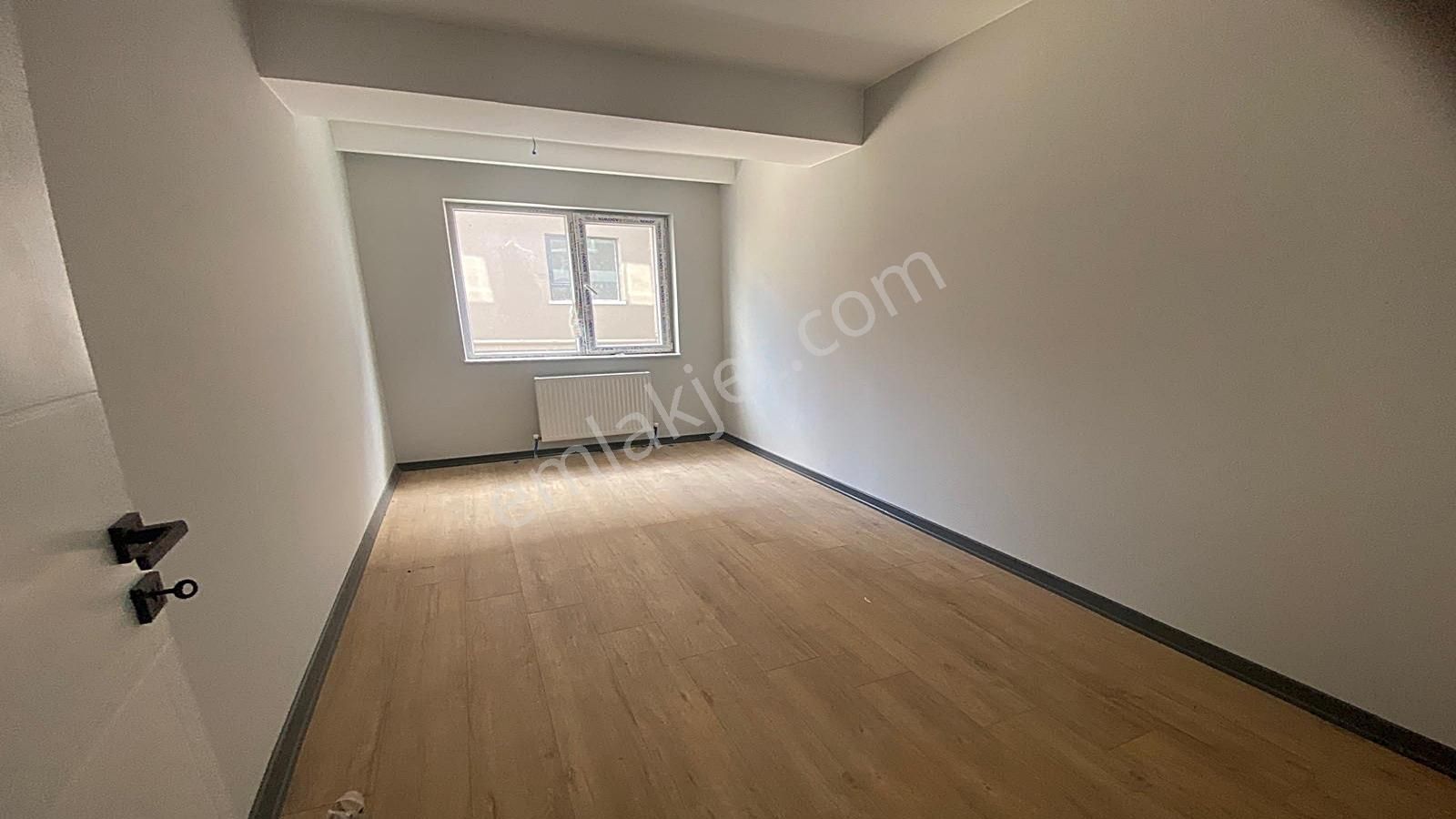 Yenikent Emlak'tan Ara Katta Ön Cephe 2,2 Milyon Kredi Limitli - Görsel 26