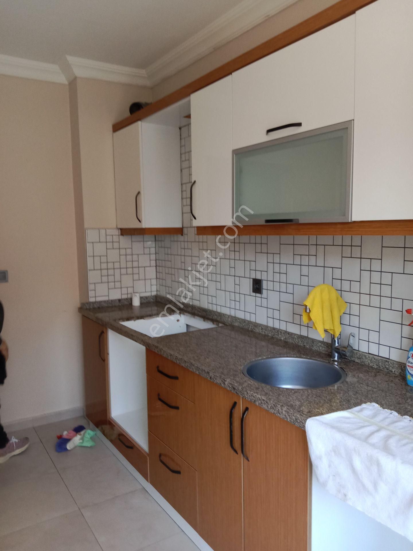 Bozyaka Eserkentde Kıralık Bakımlı Daıre - Görsel 8