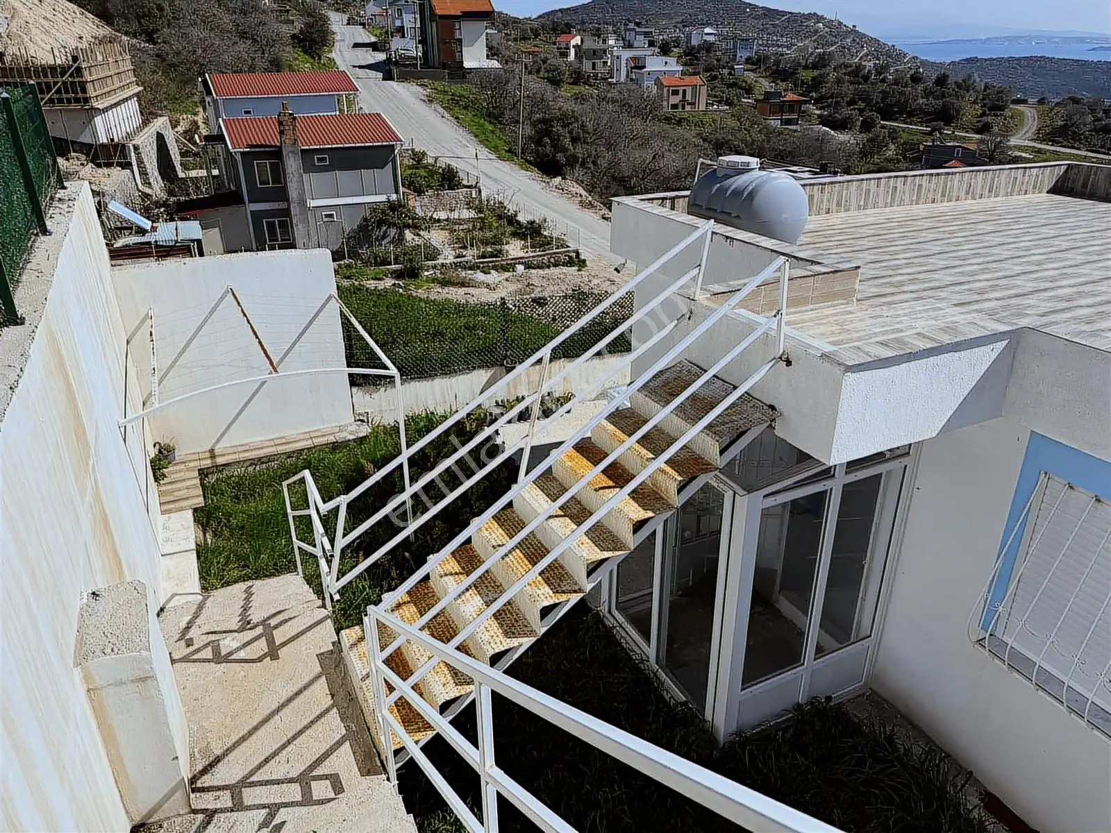 Önü Asla Kapanmaz Deniz Manzaralı 397m2 Arsa İçinde Yazlık - Görsel 3
