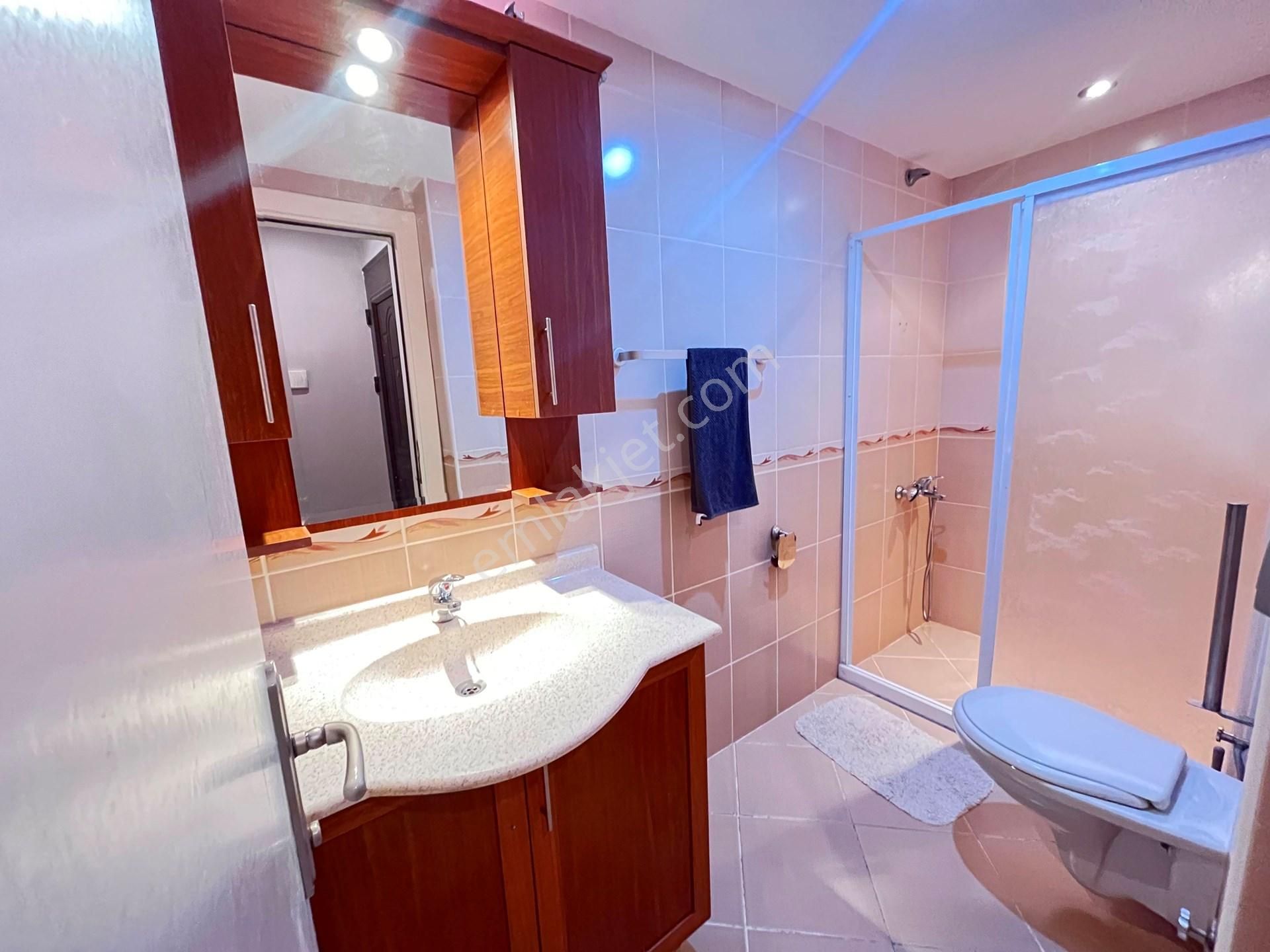 Alanya Güllerpınarı’nda Denize 100m Eşyalı 1+1 Satılık Daire - Görsel 11