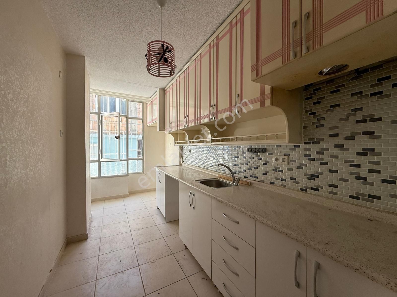 Mavi Blv Kasım Sacide Ener Cvr 5 Katlı Apt/3+1/k.mutfak/iskanlı - Görsel 20