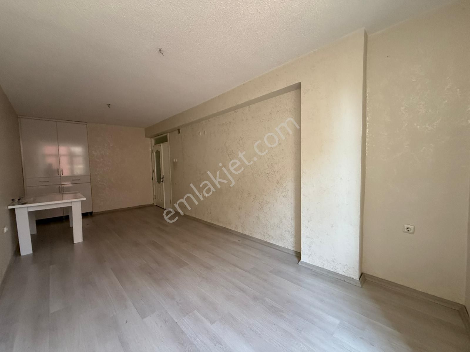 Mavi Blv Kasım Sacide Ener Cvr 5 Katlı Apt/3+1/k.mutfak/iskanlı - Görsel 28