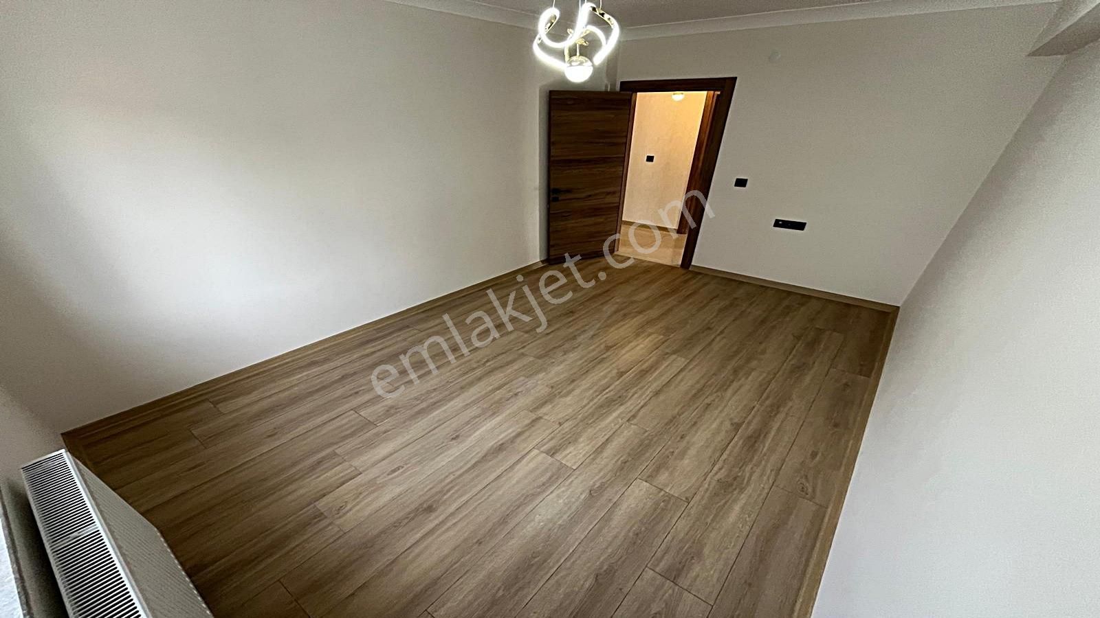 Yenikent Emlak'tan Cadde Üzeri 4+1 Geniş M2 Satılık Daire - Görsel 25