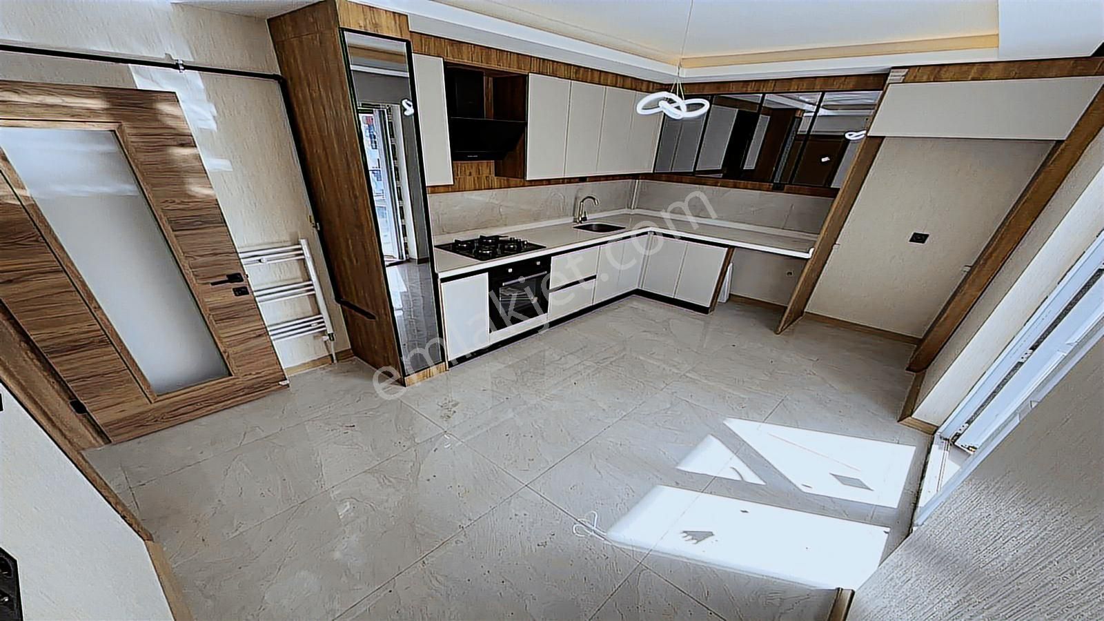 Yenikent Emlak'tan Cadde Üzeri 4+1 Geniş M2 Satılık Daire - Görsel 43