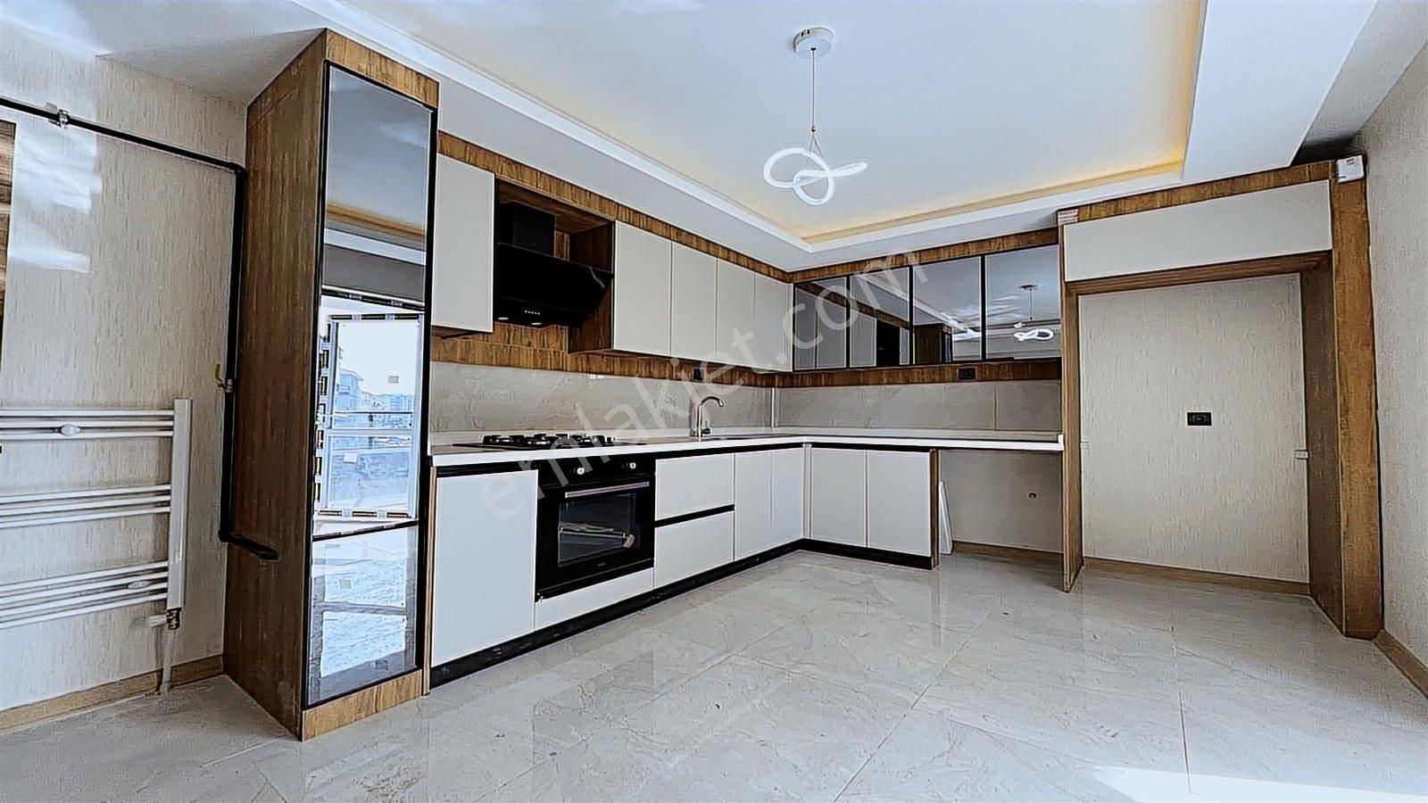 Yenikent Emlak'tan Cadde Üzeri 4+1 Geniş M2 Satılık Daire - Görsel 39