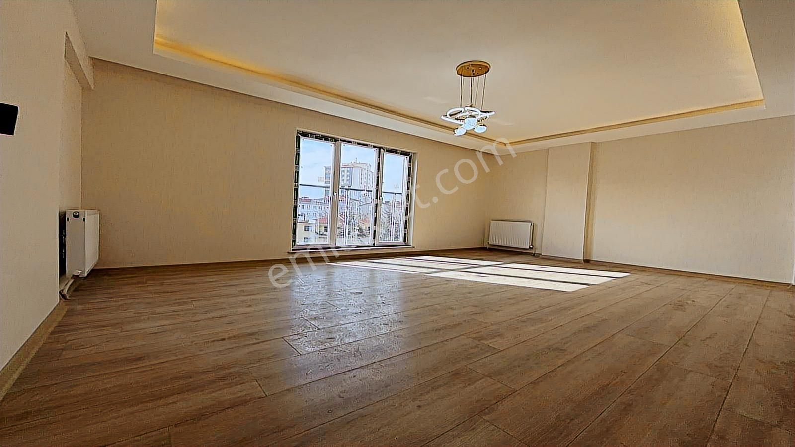 Yenikent Emlak'tan Cadde Üzeri 4+1 Geniş M2 Satılık Daire - Görsel 22