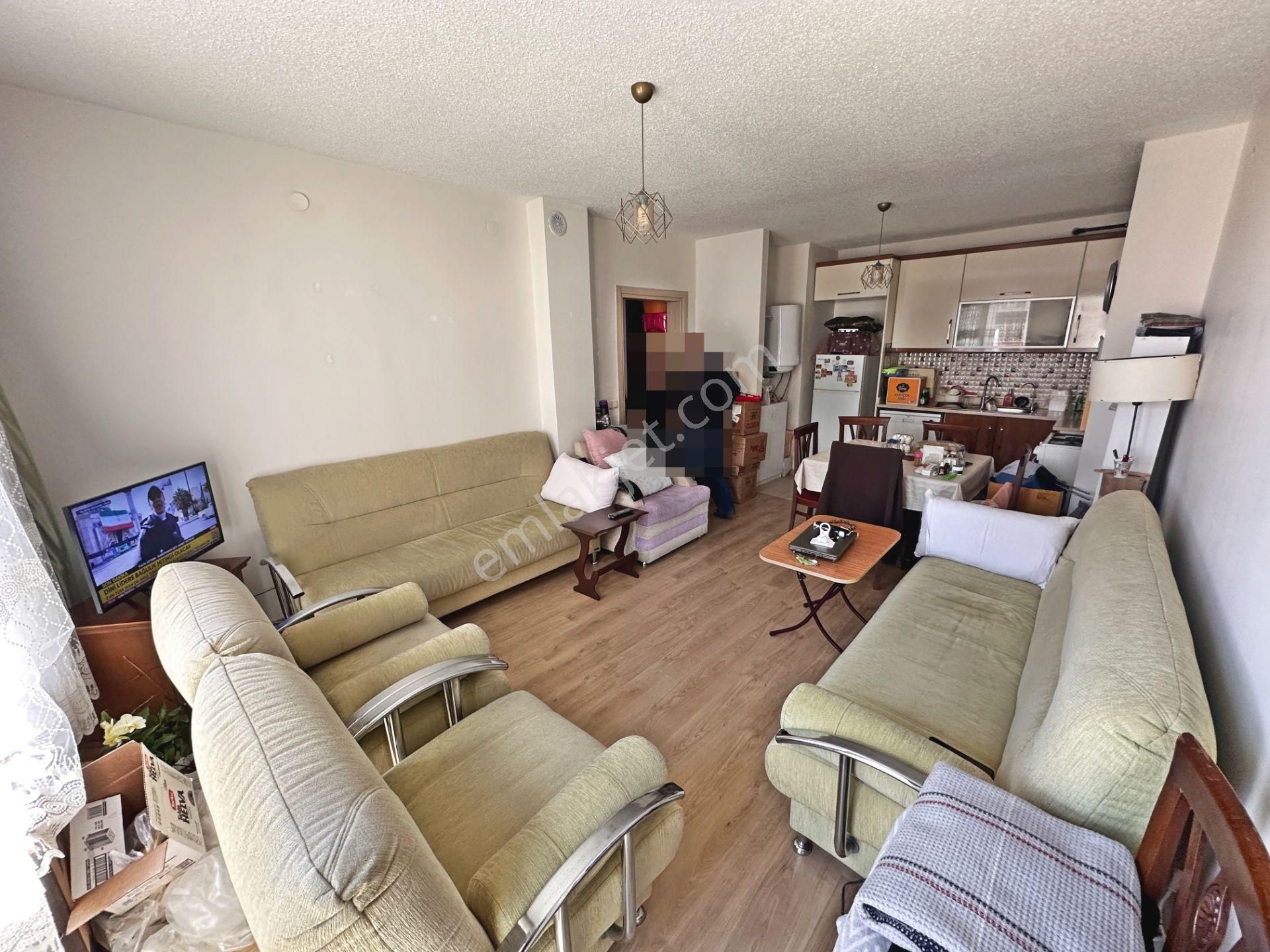 Karaağaç Tokilerde Ara Katta Önü Açık 2+1 Kiralık Daire