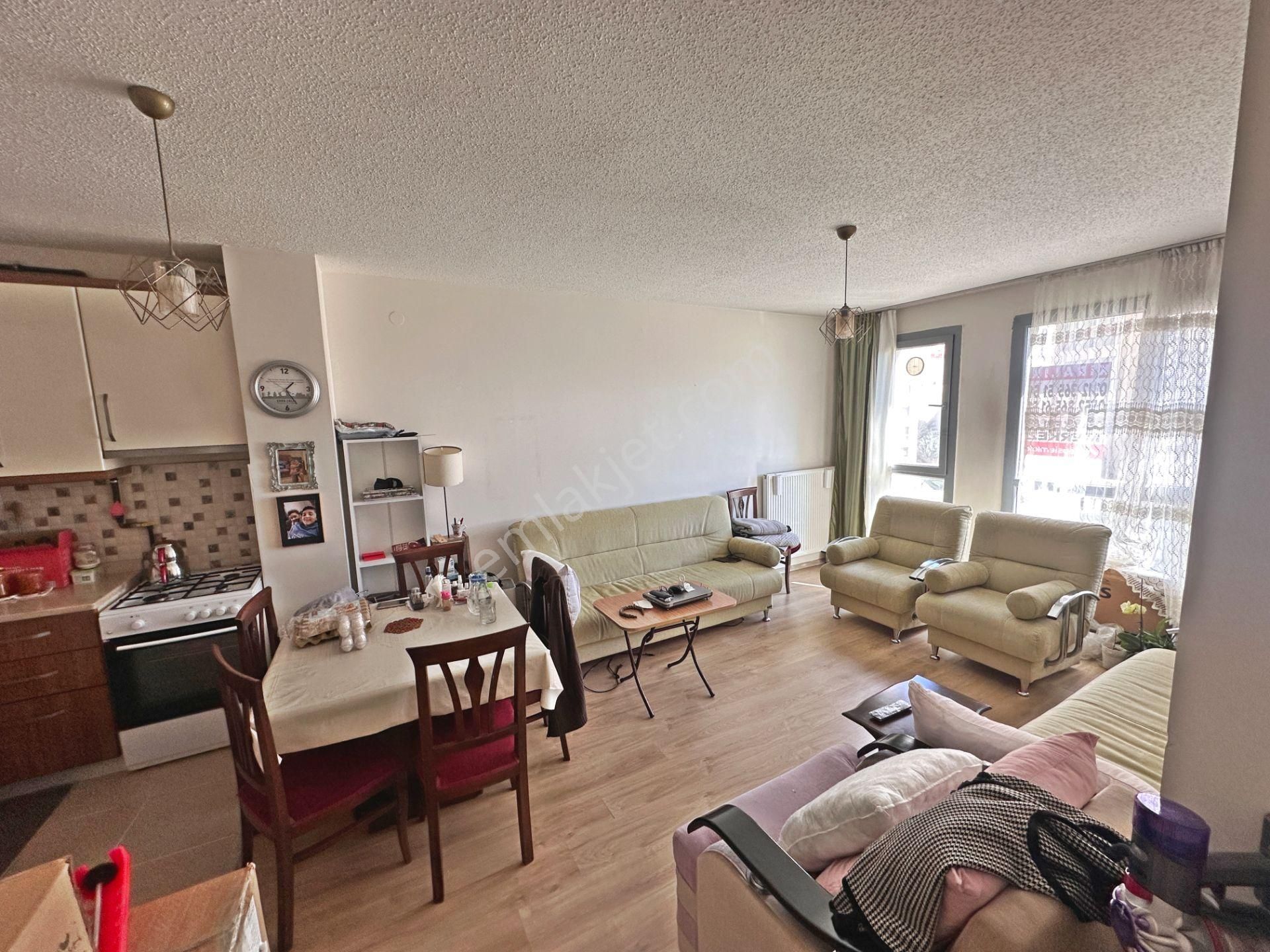 Karaağaç Tokilerde Ara Katta Önü Açık 2+1 Kiralık Daire - Görsel 3
