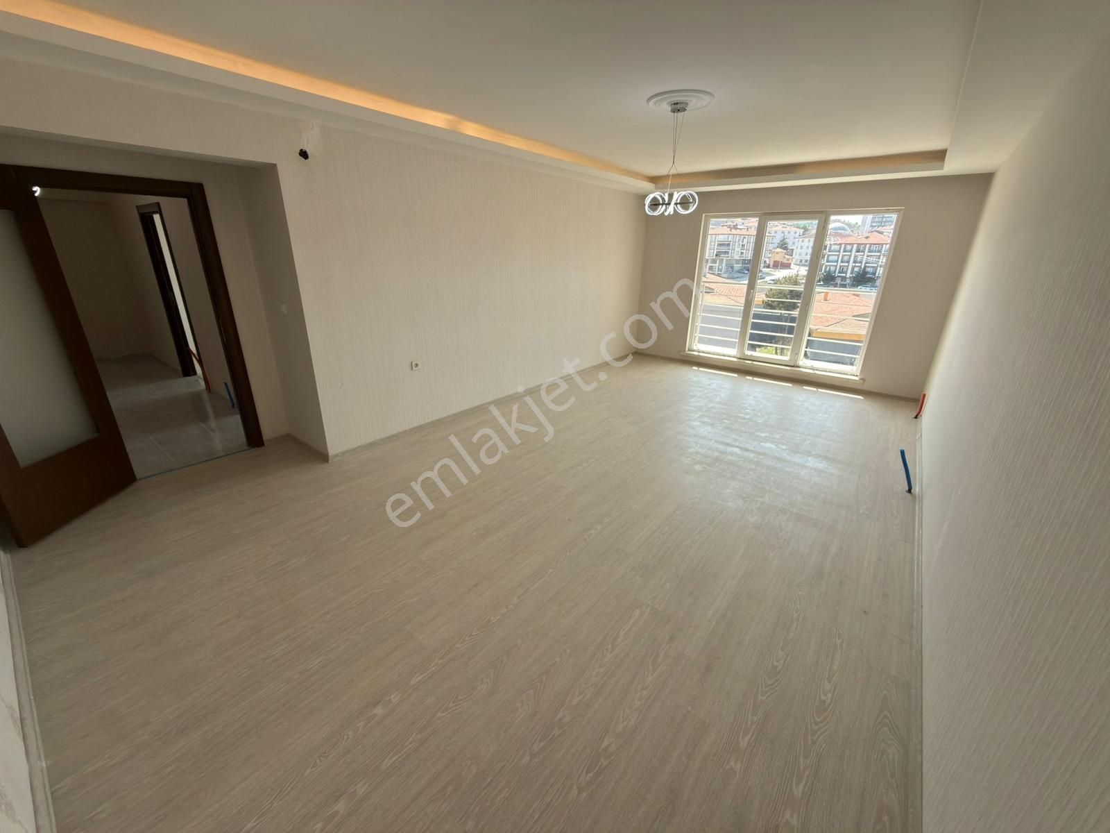 Keçiörende 3+1 Full Yapılı Geniş Ebeveyn Banyolu Geniş Balkonlu - Görsel 6