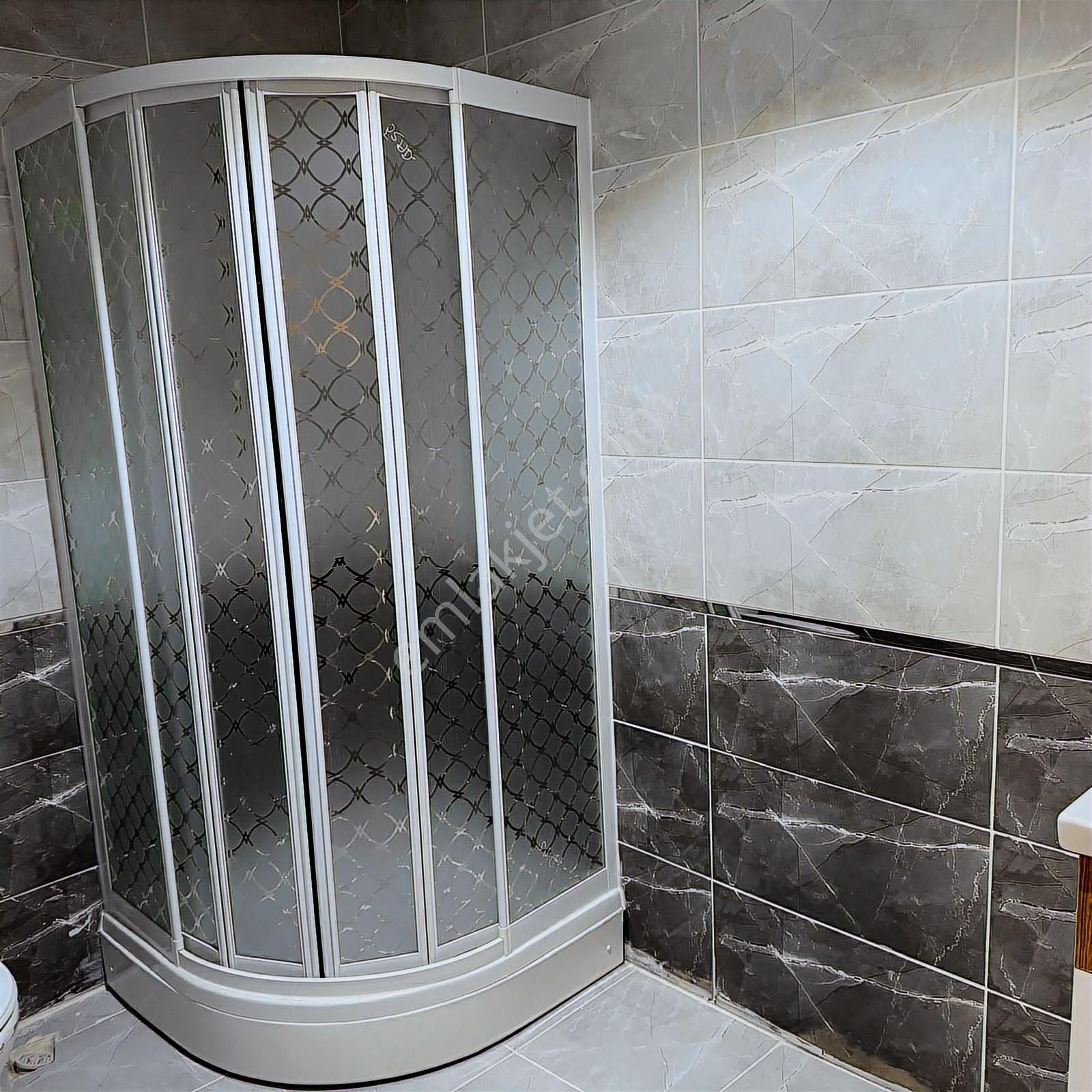 Keçiörende 3+1 Full Yapılı Geniş Ebeveyn Banyolu Geniş Balkonlu - Görsel 33