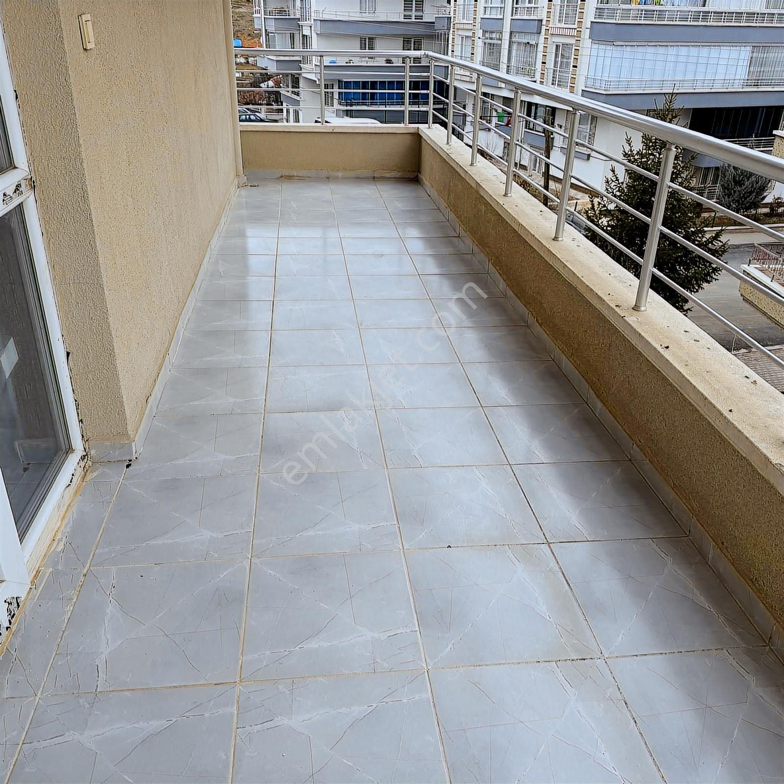 Keçiörende 3+1 Full Yapılı Geniş Ebeveyn Banyolu Geniş Balkonlu - Görsel 15