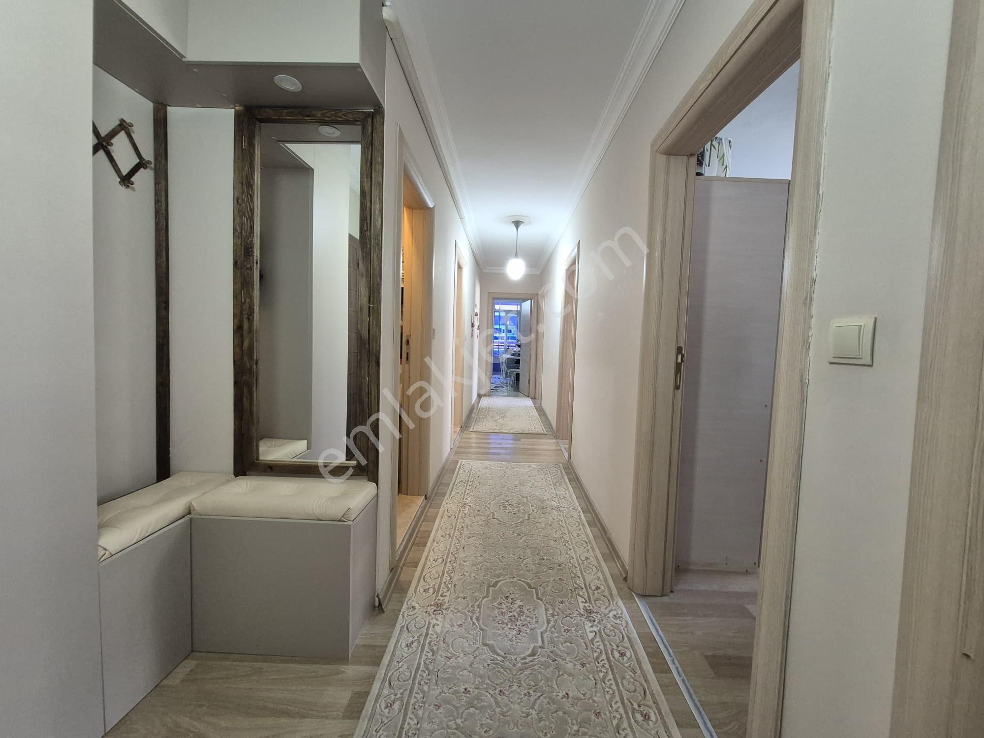 Balıkesir Edremit'te Satılık 3+1 Arakat Öncephe Daire - Görsel 23