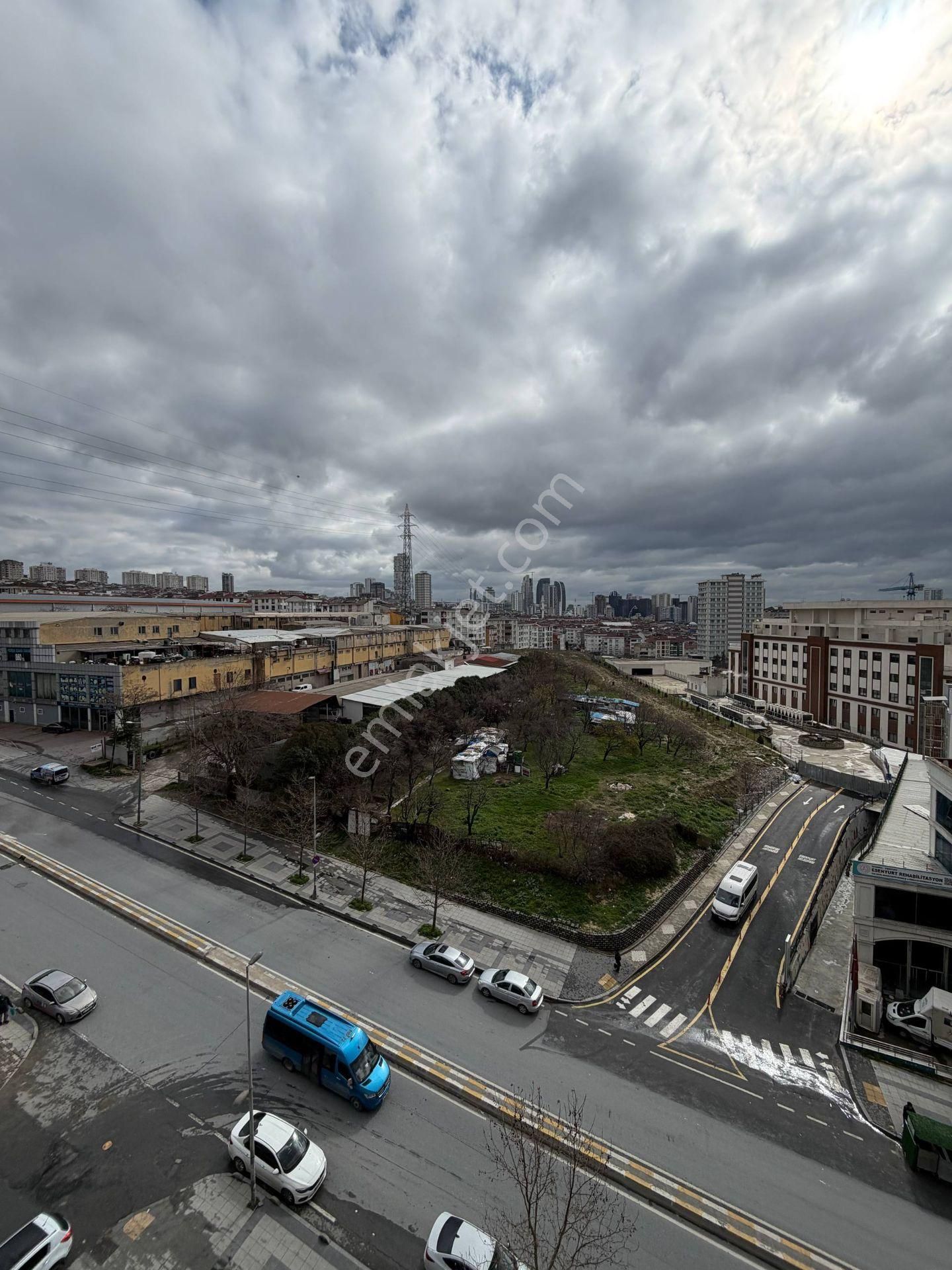 Esenyurt Pınar Mahallesi 1+1 Kiralık Daire Amerikan Mutfak Çift Balkonlu Site İçerisinde Ak Towers - Görsel 7