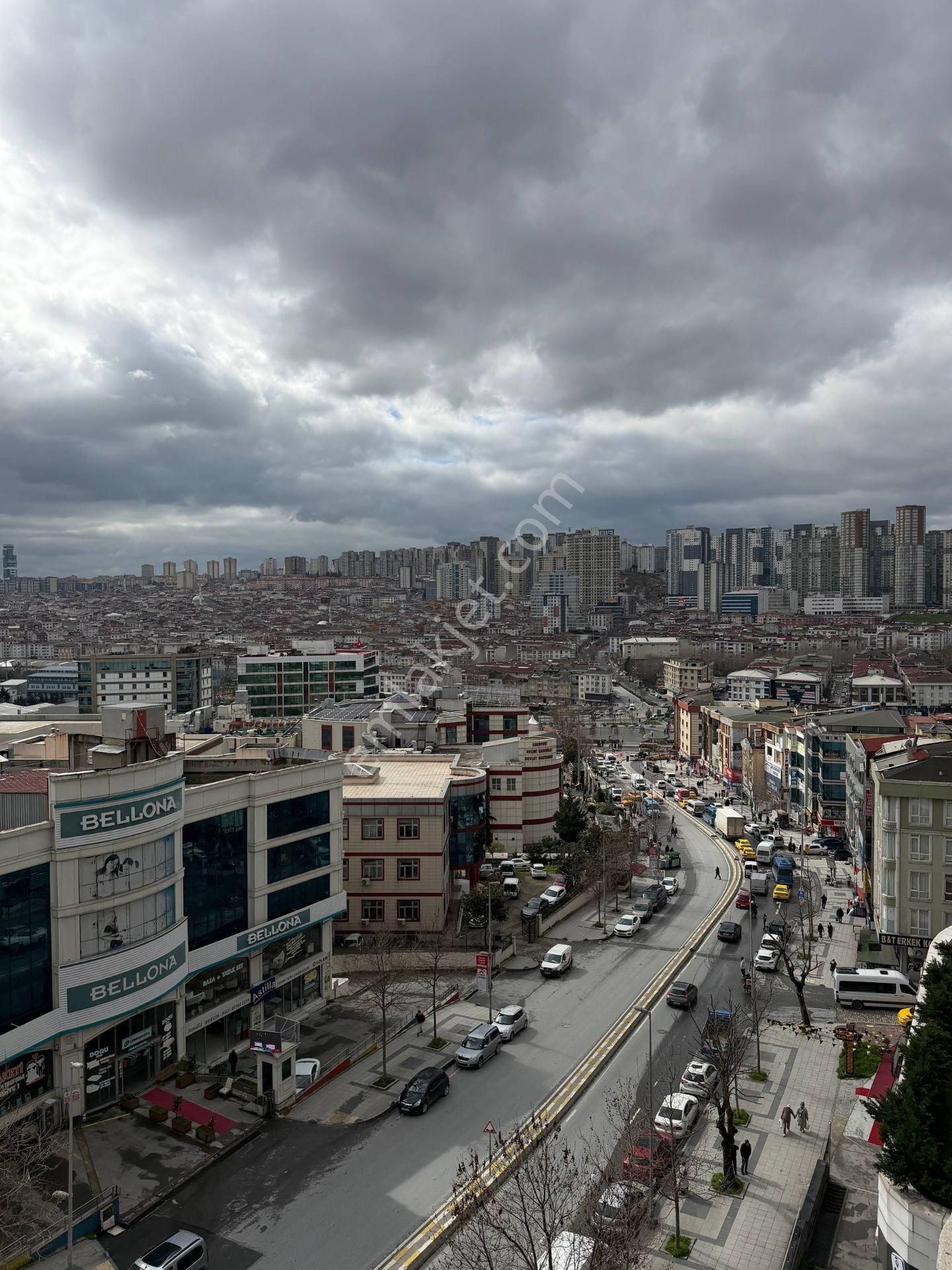 Esenyurt Pınar Mahallesi 1+1 Kiralık Daire Amerikan Mutfak Çift Balkonlu Site İçerisinde Ak Towers - Görsel 8