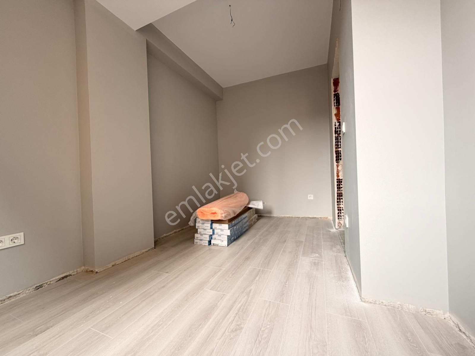 Remax Anı 'dan Bulgurlu 'da Cadde Üzeri Sıfır Satılık 3+1 Daire - Görsel 25